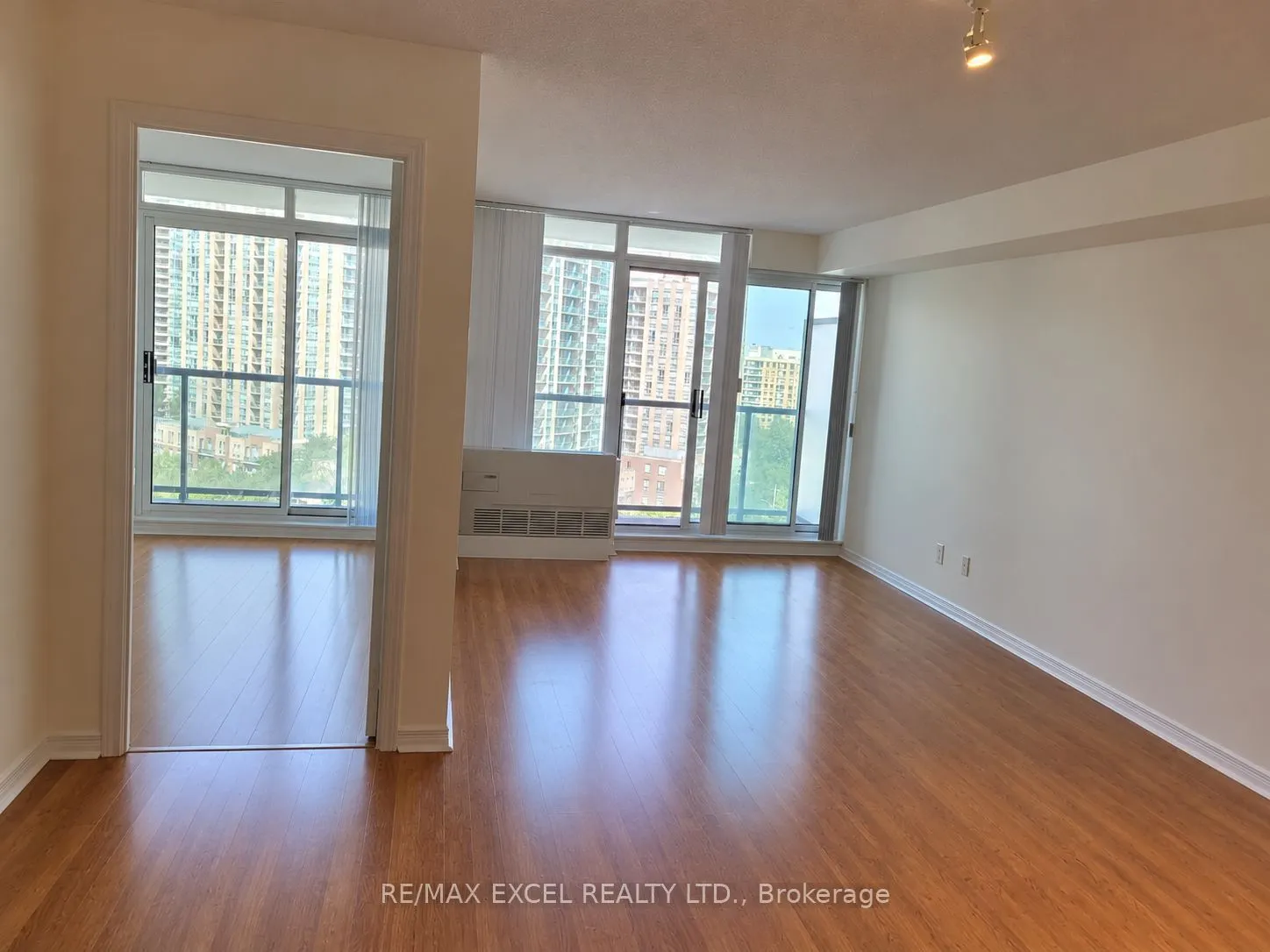 5500 Yonge Street #2011