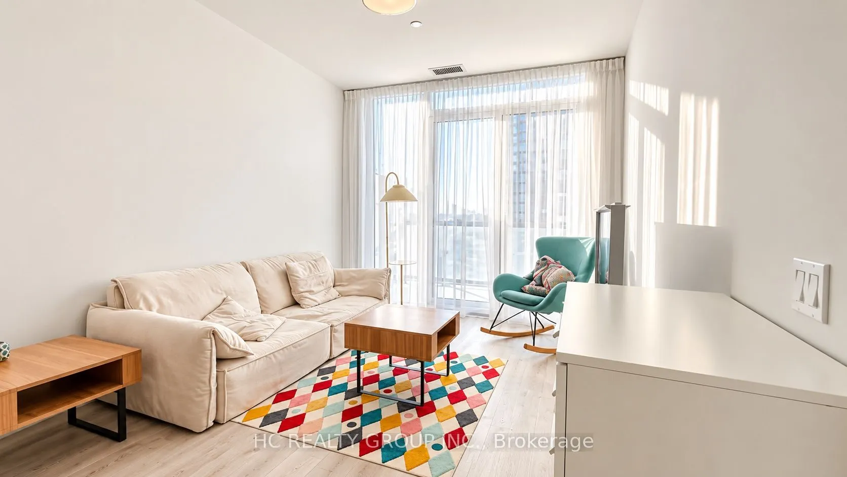 30 Inn On The Park Drive #2202