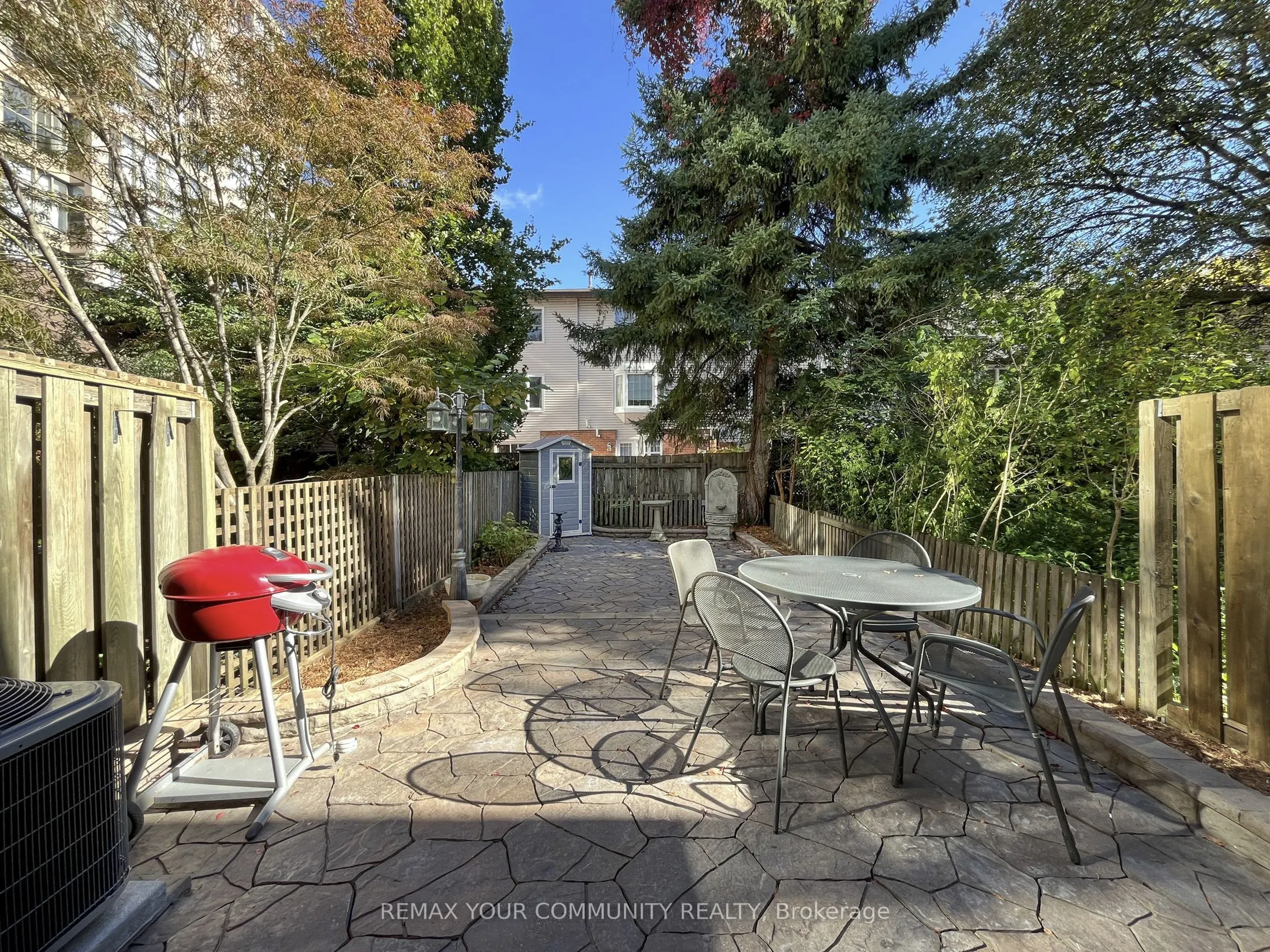 17 Portneuf Court