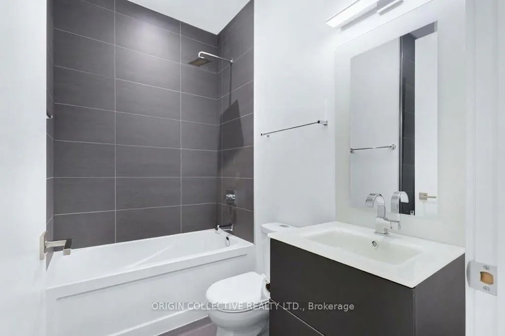 111 St Clair Avenue W #405