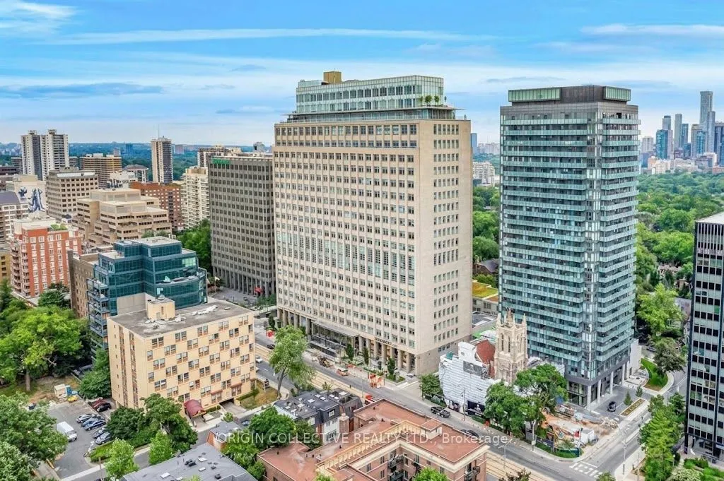111 St Clair Avenue W #405