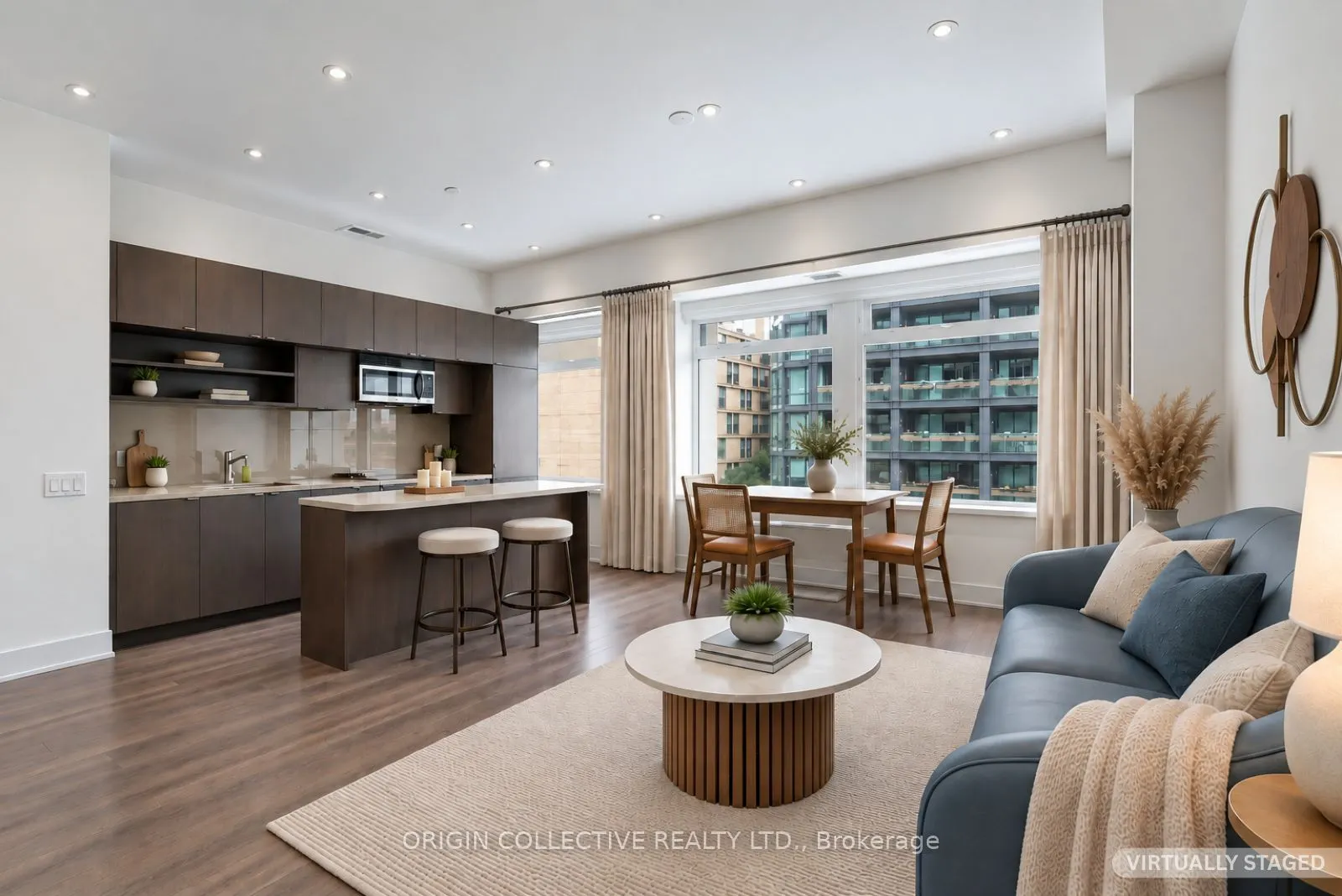 111 St Clair Avenue W #405