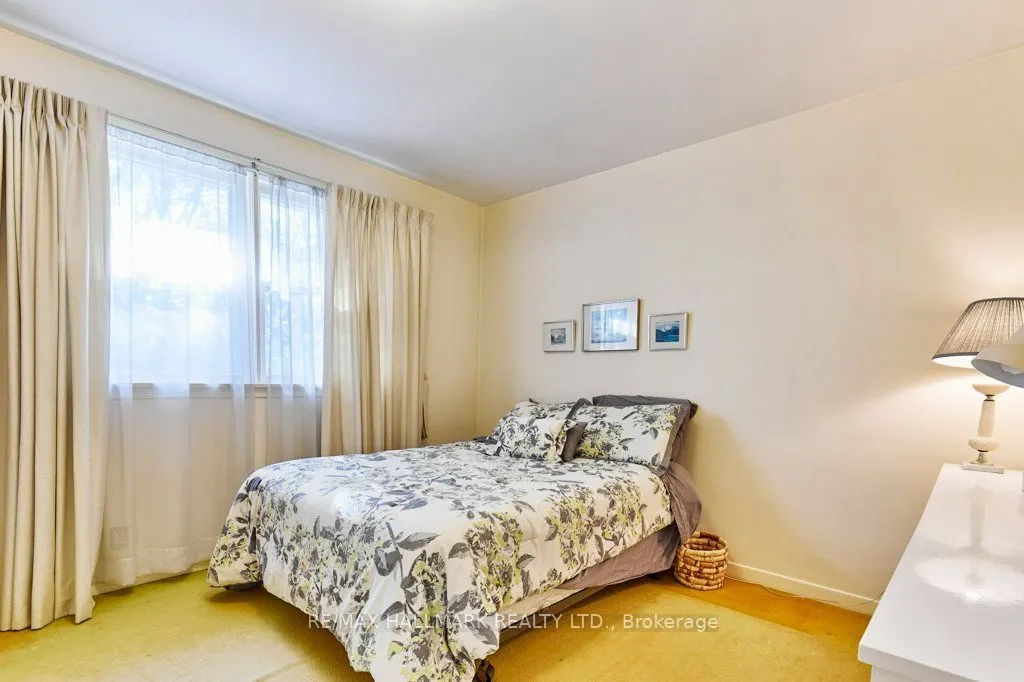 11 Feldbar Court
