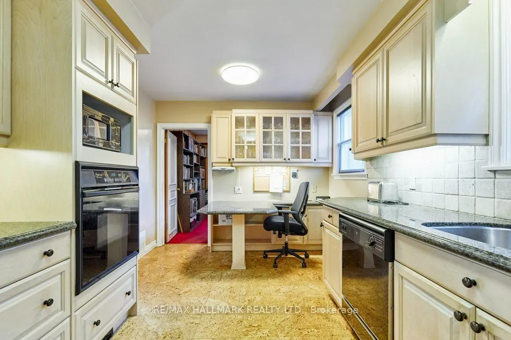 11 Feldbar Court
