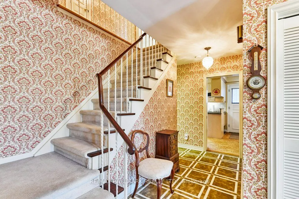 11 Feldbar Court