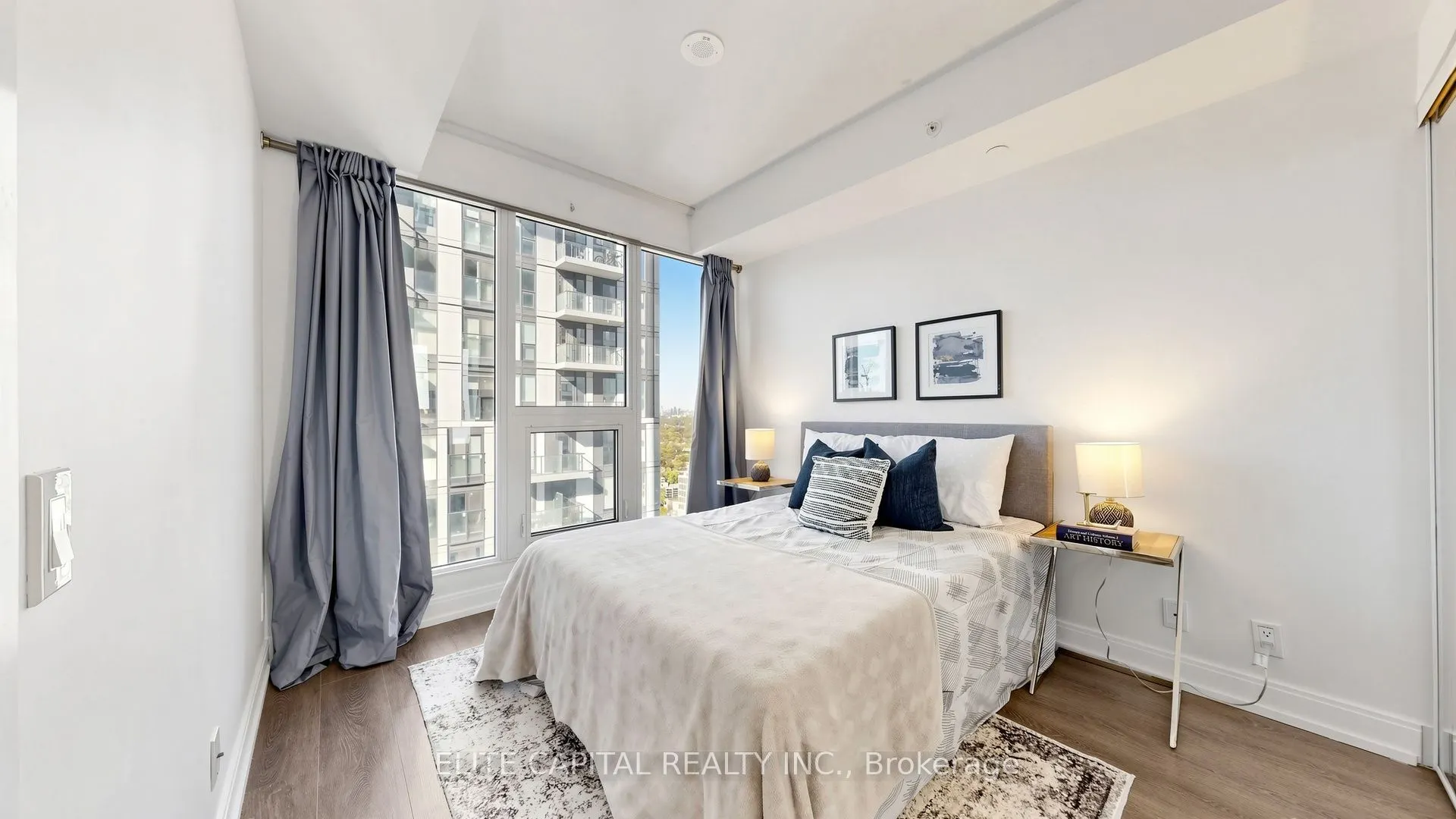 181 Dundas Street E #4612