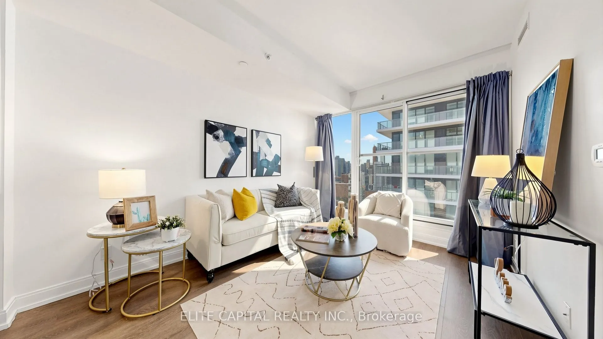 181 Dundas Street E #4612