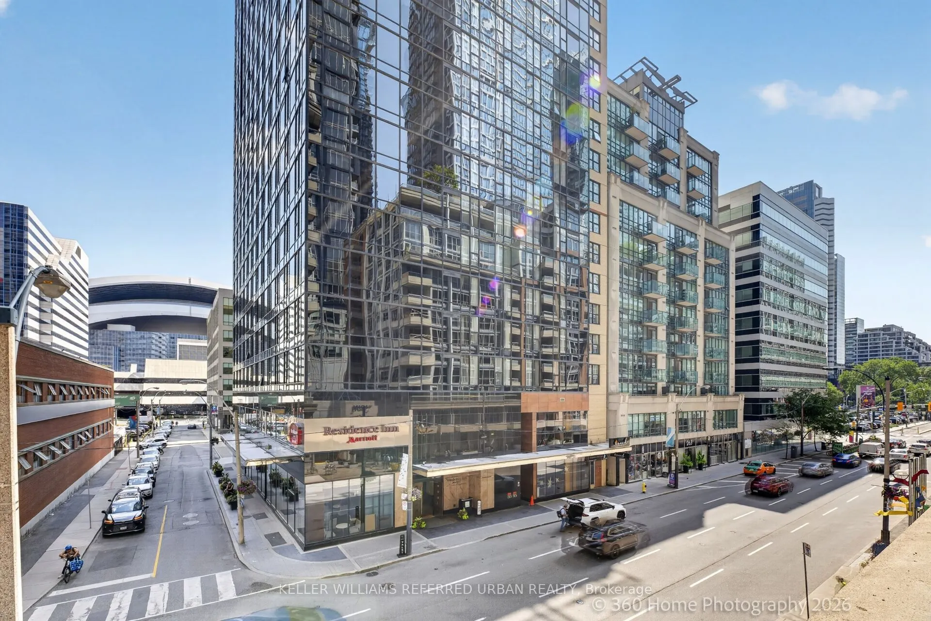 250 Wellington Street W #339