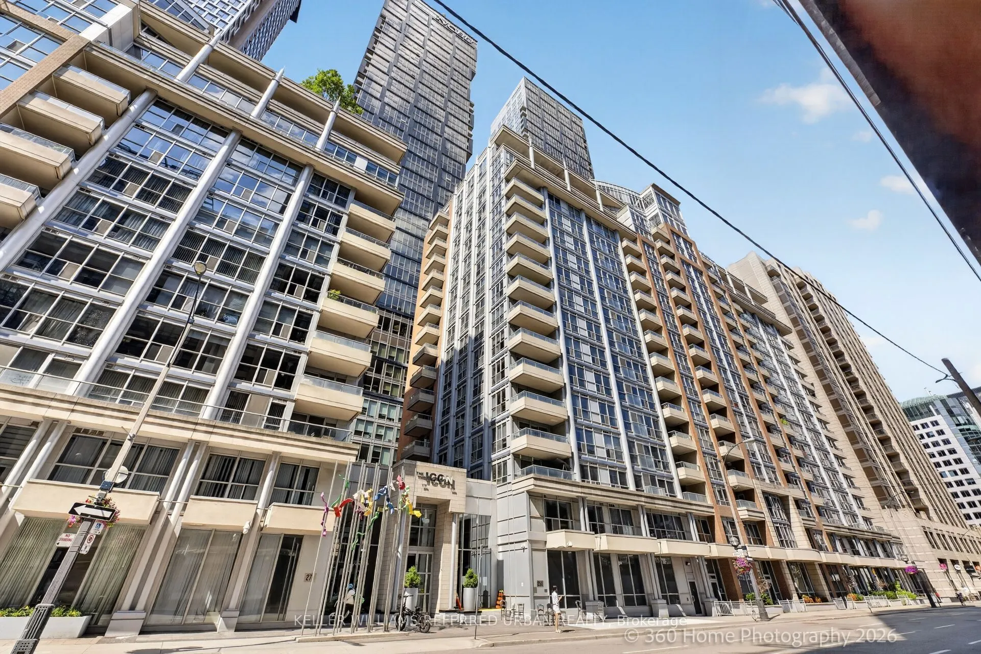 250 Wellington Street W #339