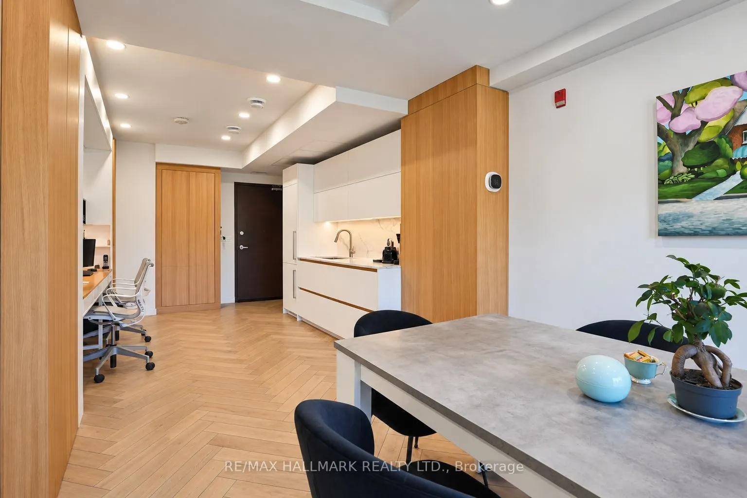 222 Finch Avenue W #217
