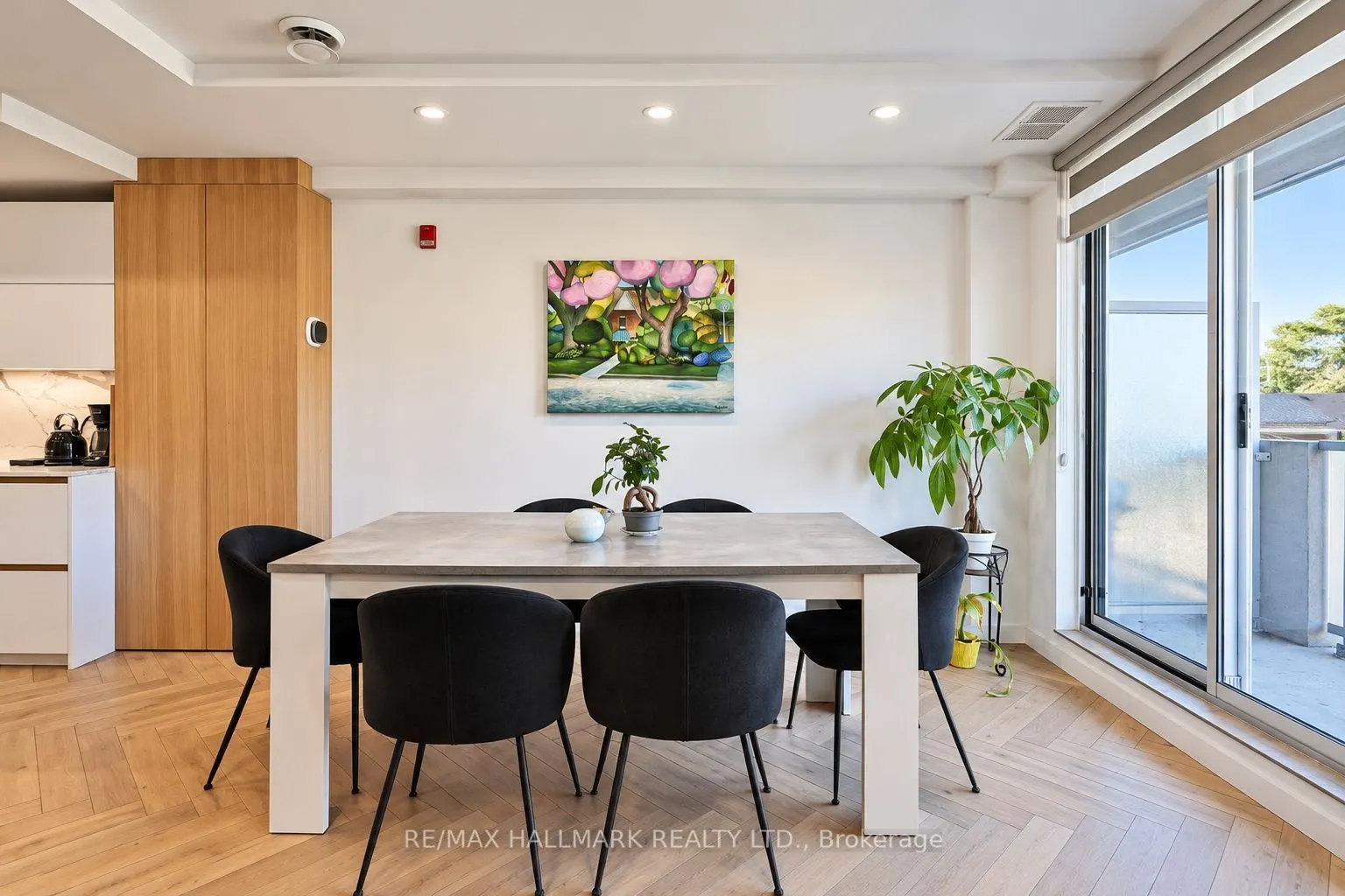 222 Finch Avenue W #217