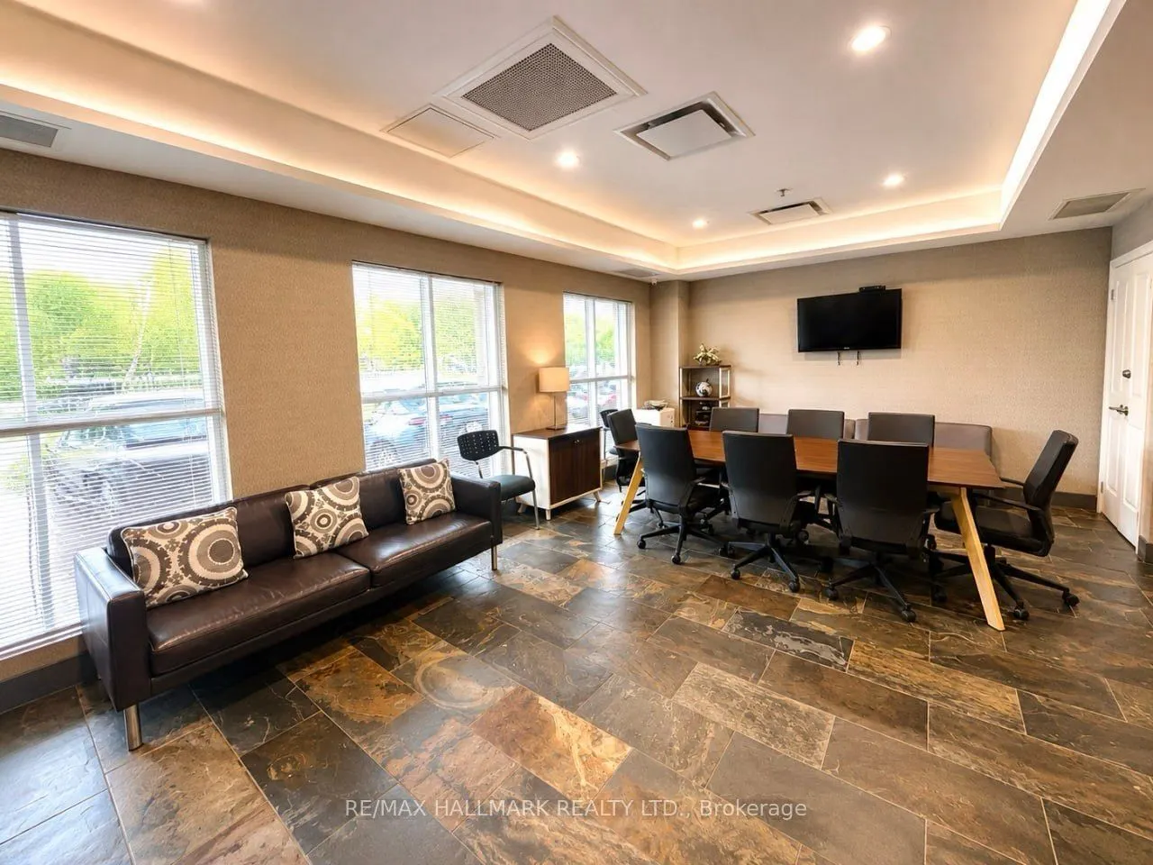 222 Finch Avenue W #217