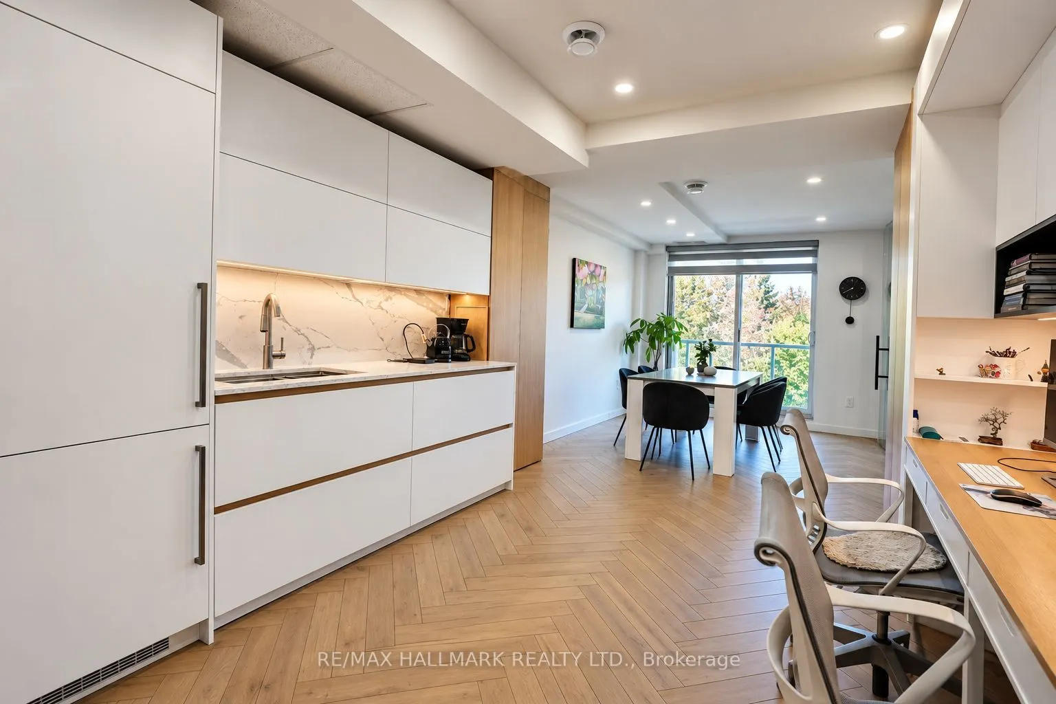 222 Finch Avenue W #217