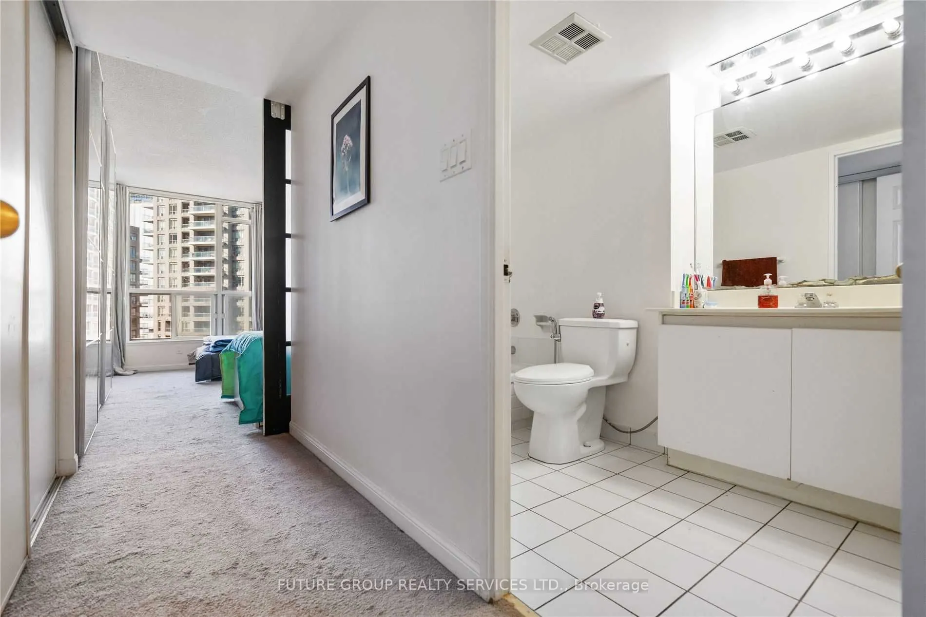 24 Wellesley Street W #2213