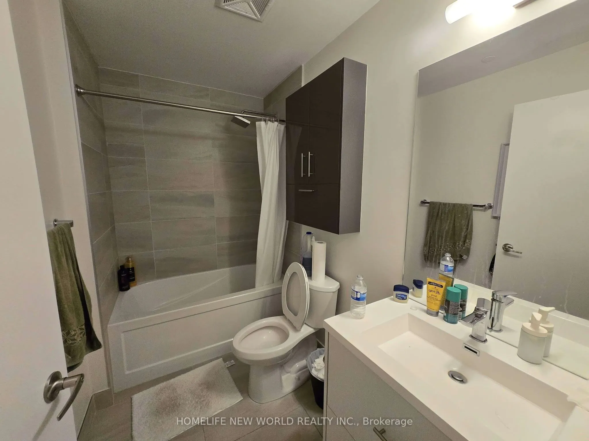 188 Fairview Mall Drive #201