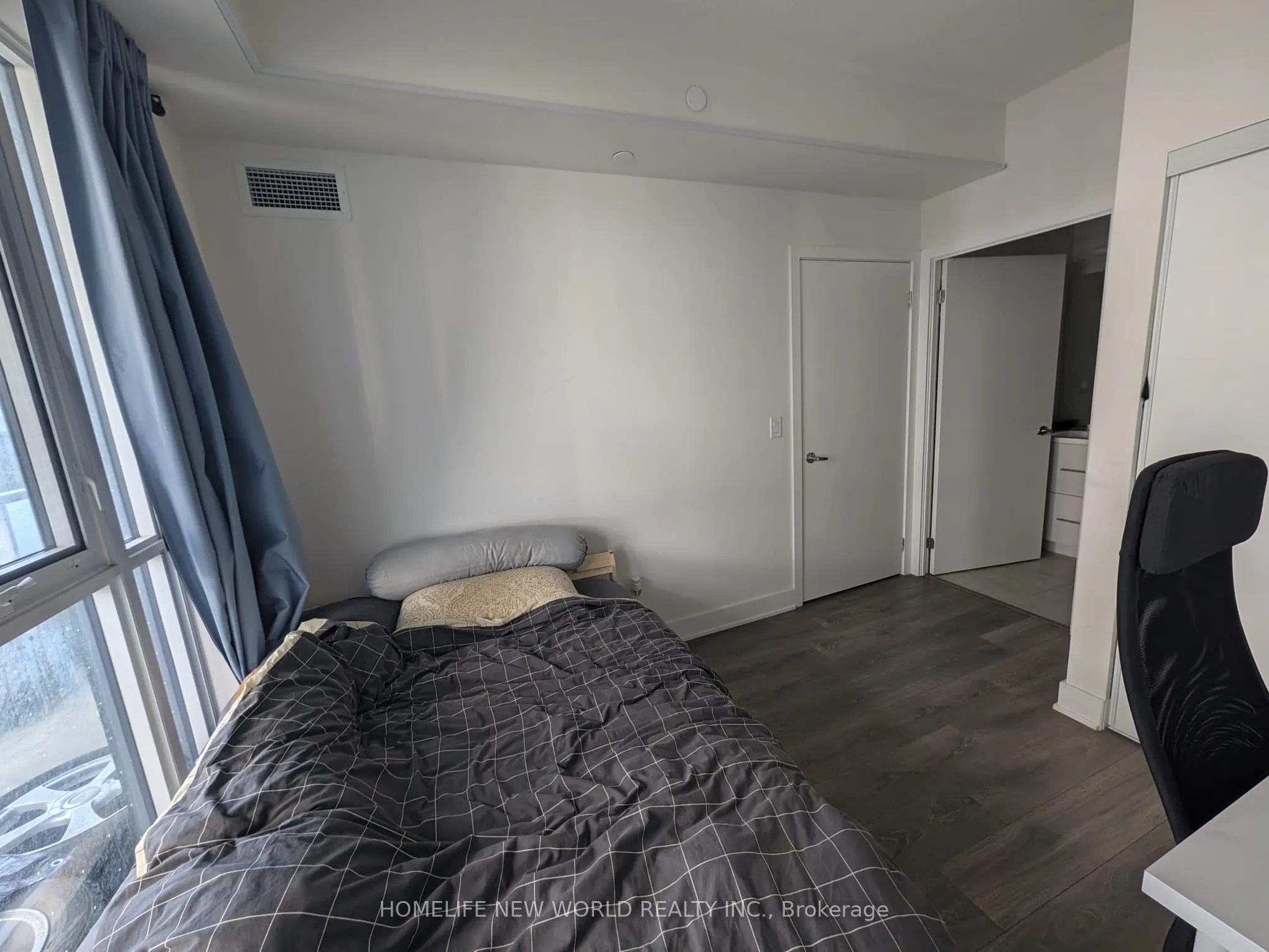 188 Fairview Mall Drive #201