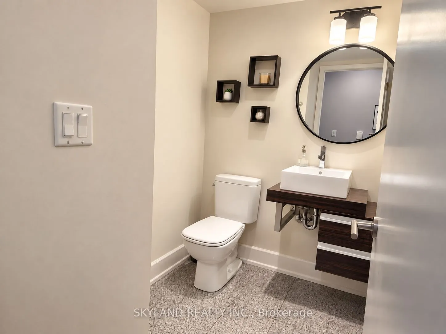 676 Sheppard Avenue E #415