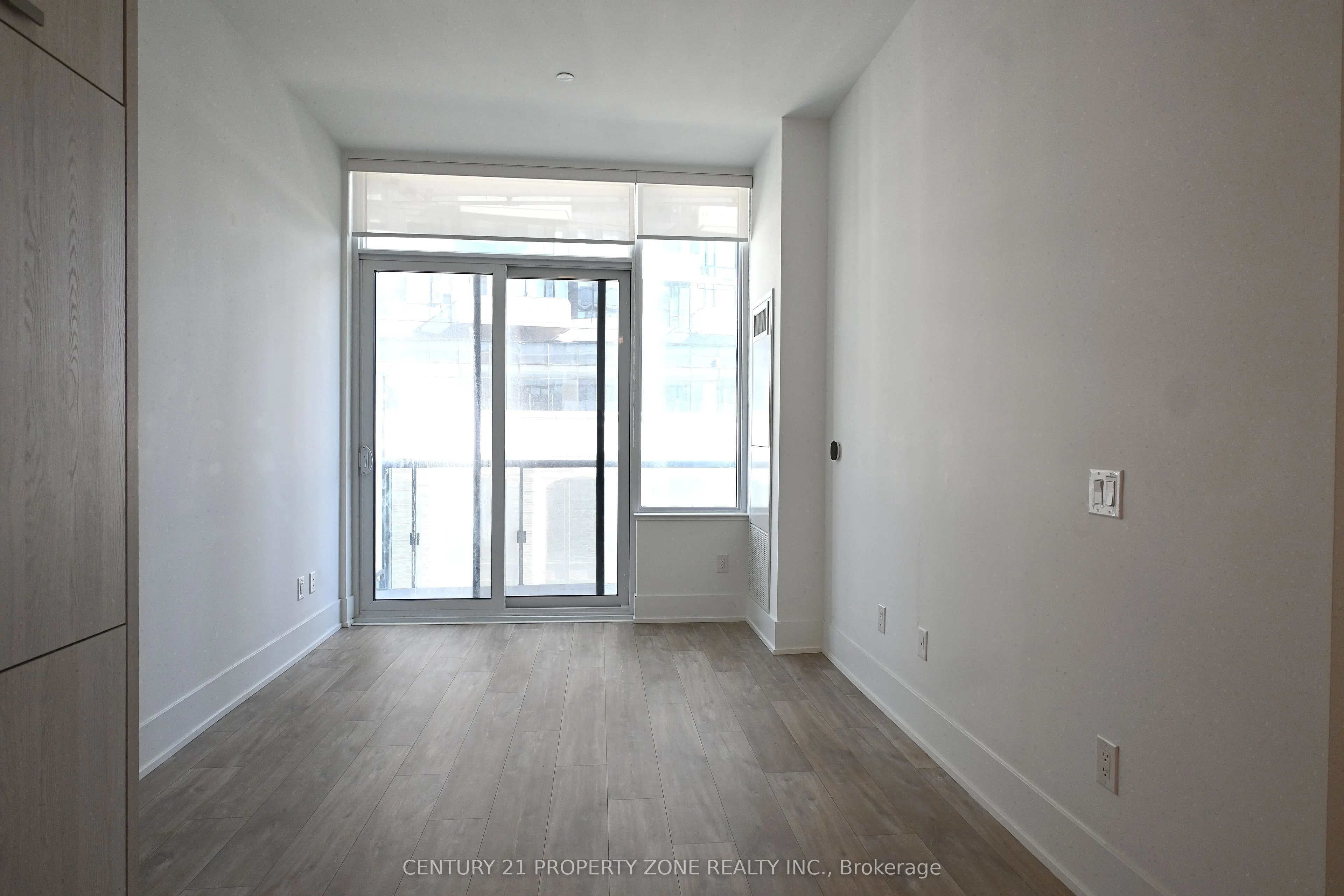 480 Front Street W #711