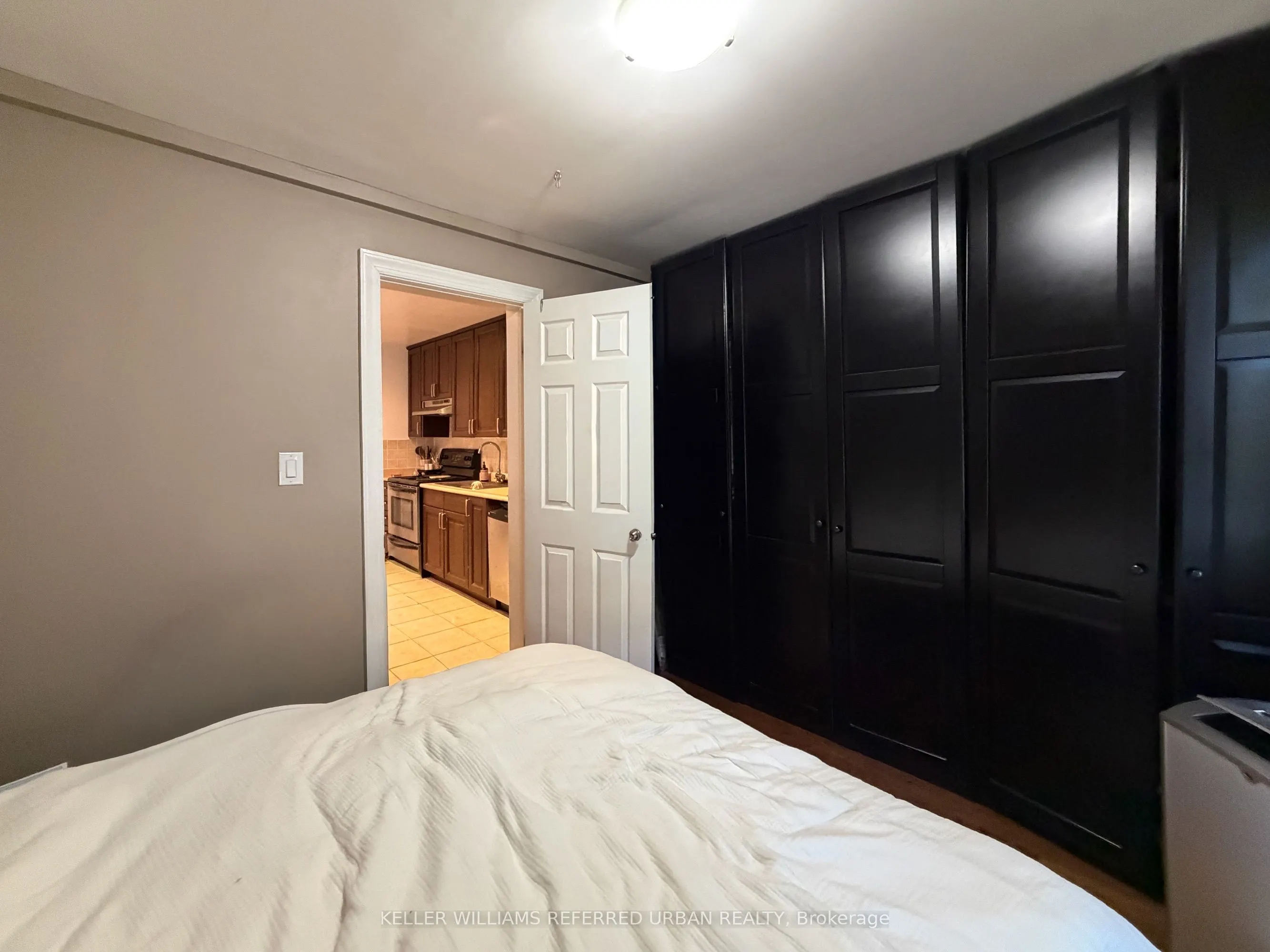 429 Ossington Avenue #Main