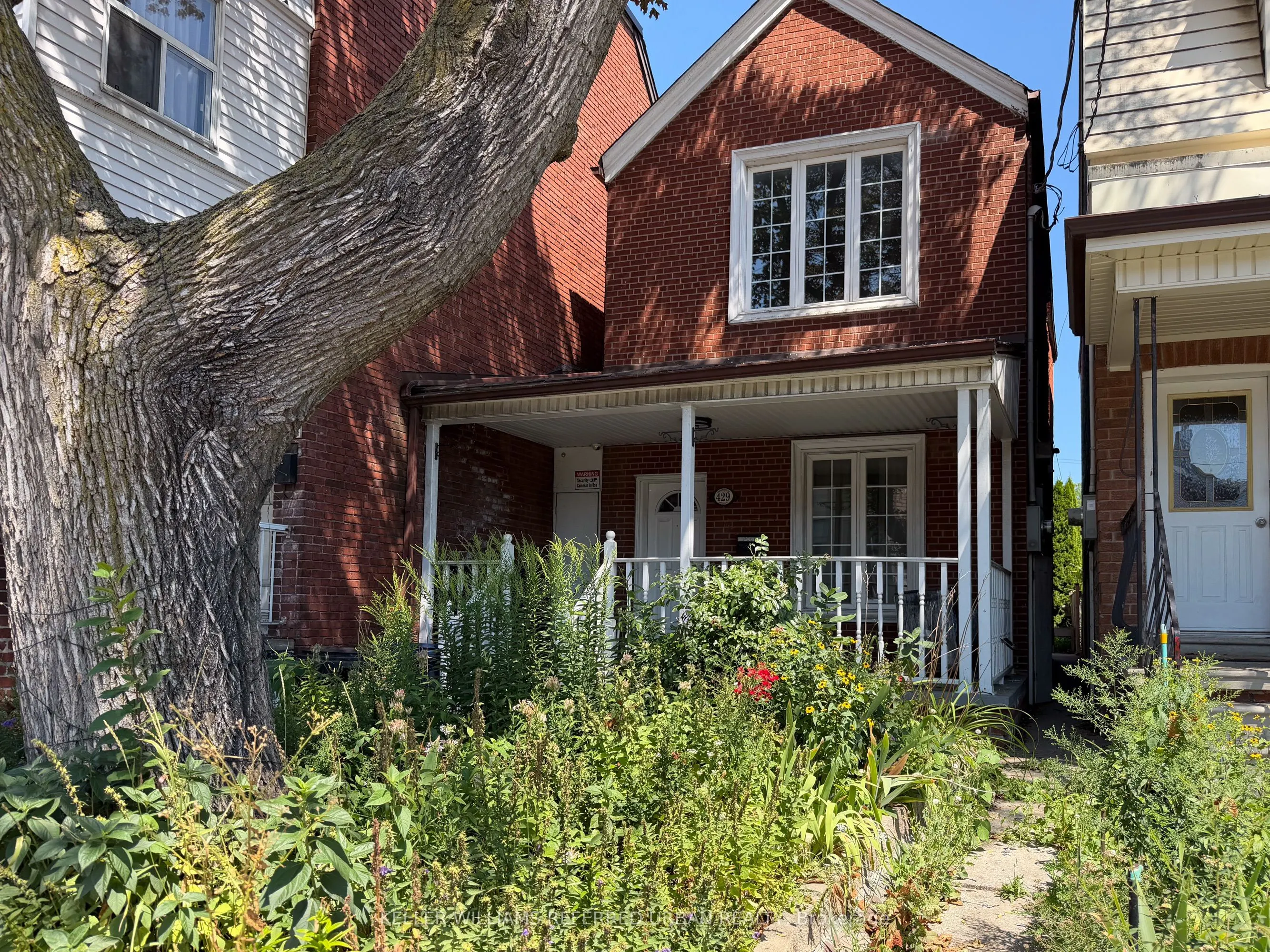 429 Ossington Avenue #Main