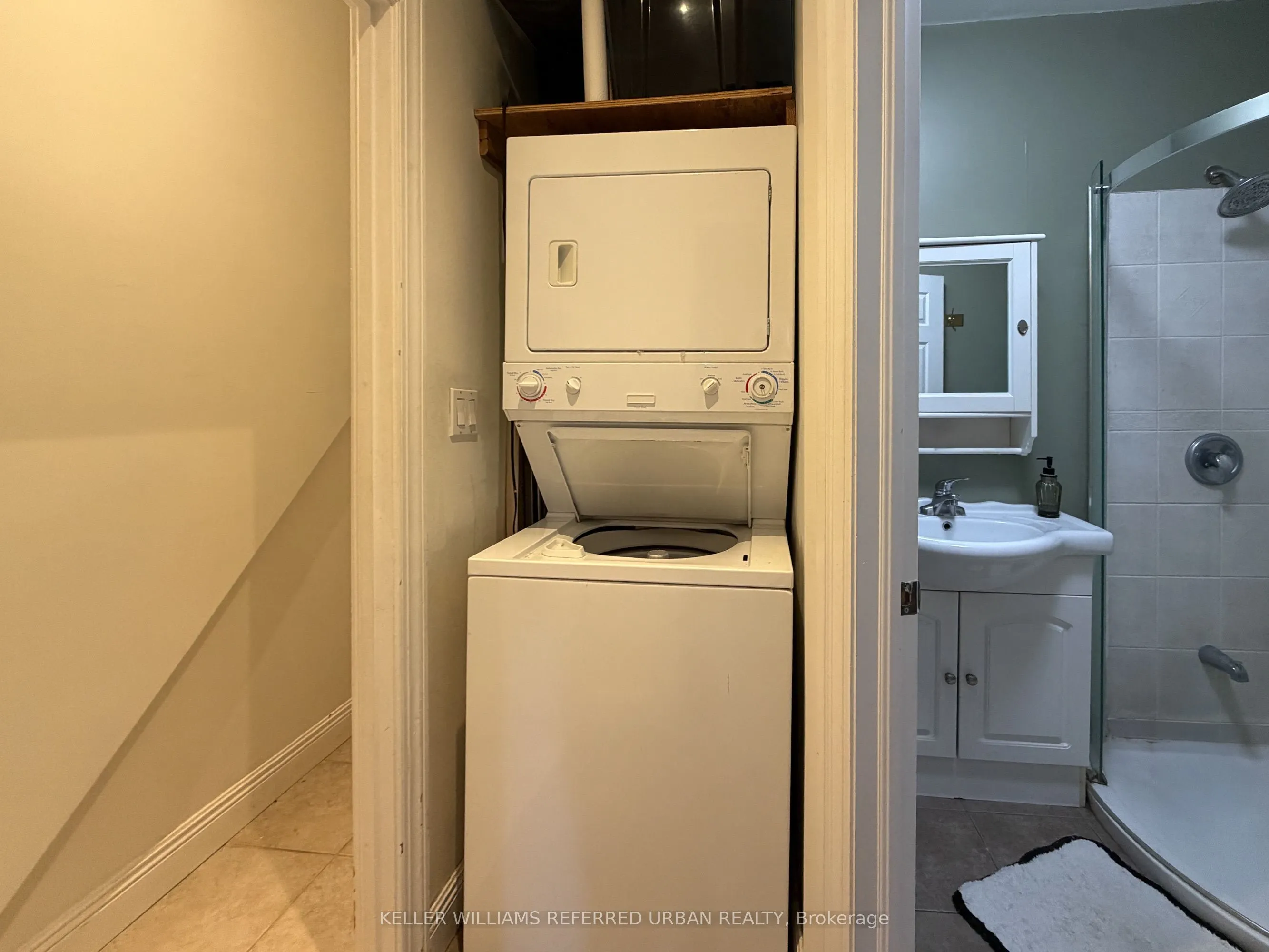 429 Ossington Avenue #Main