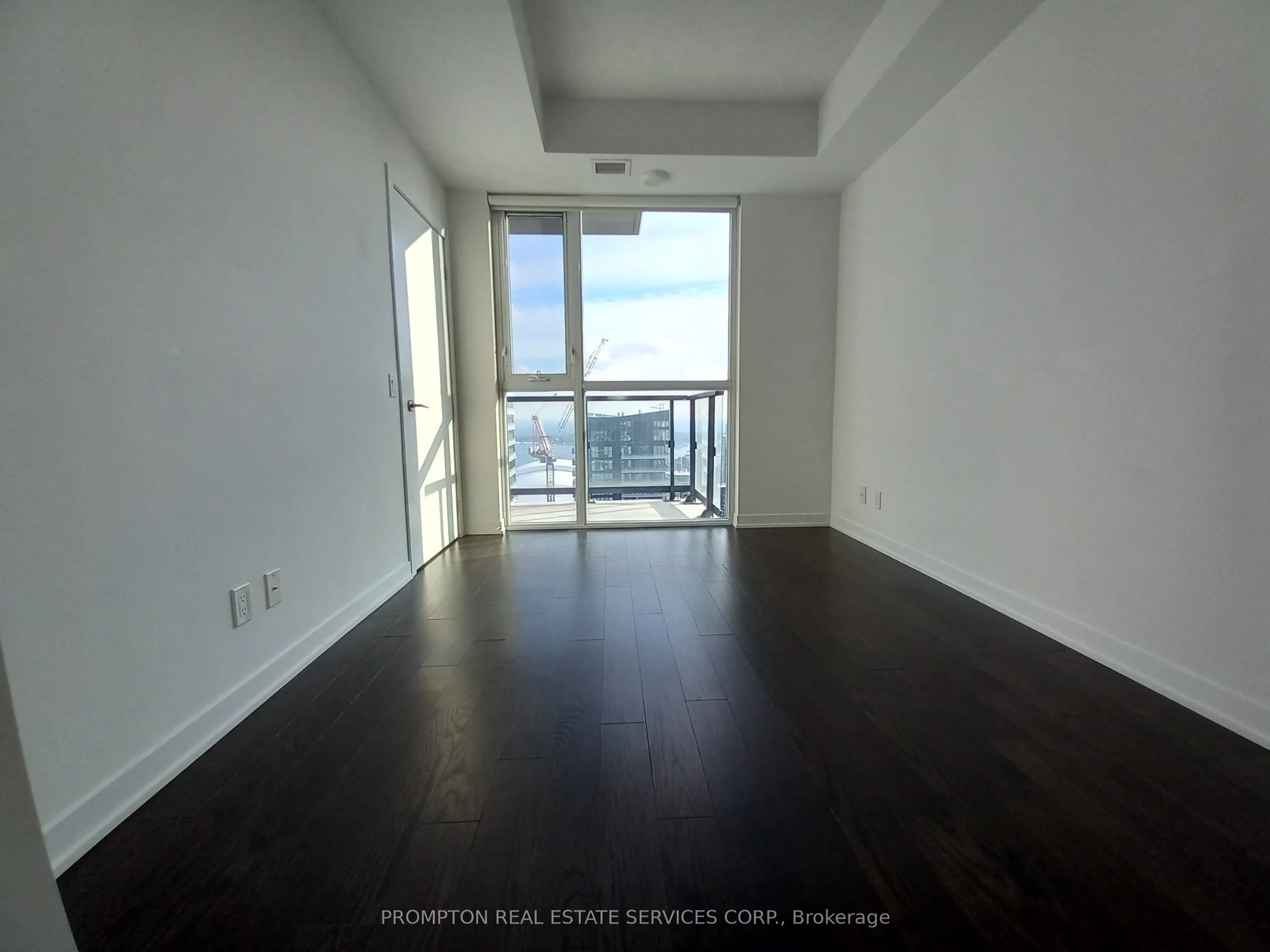 87 Peter Street #Ph312