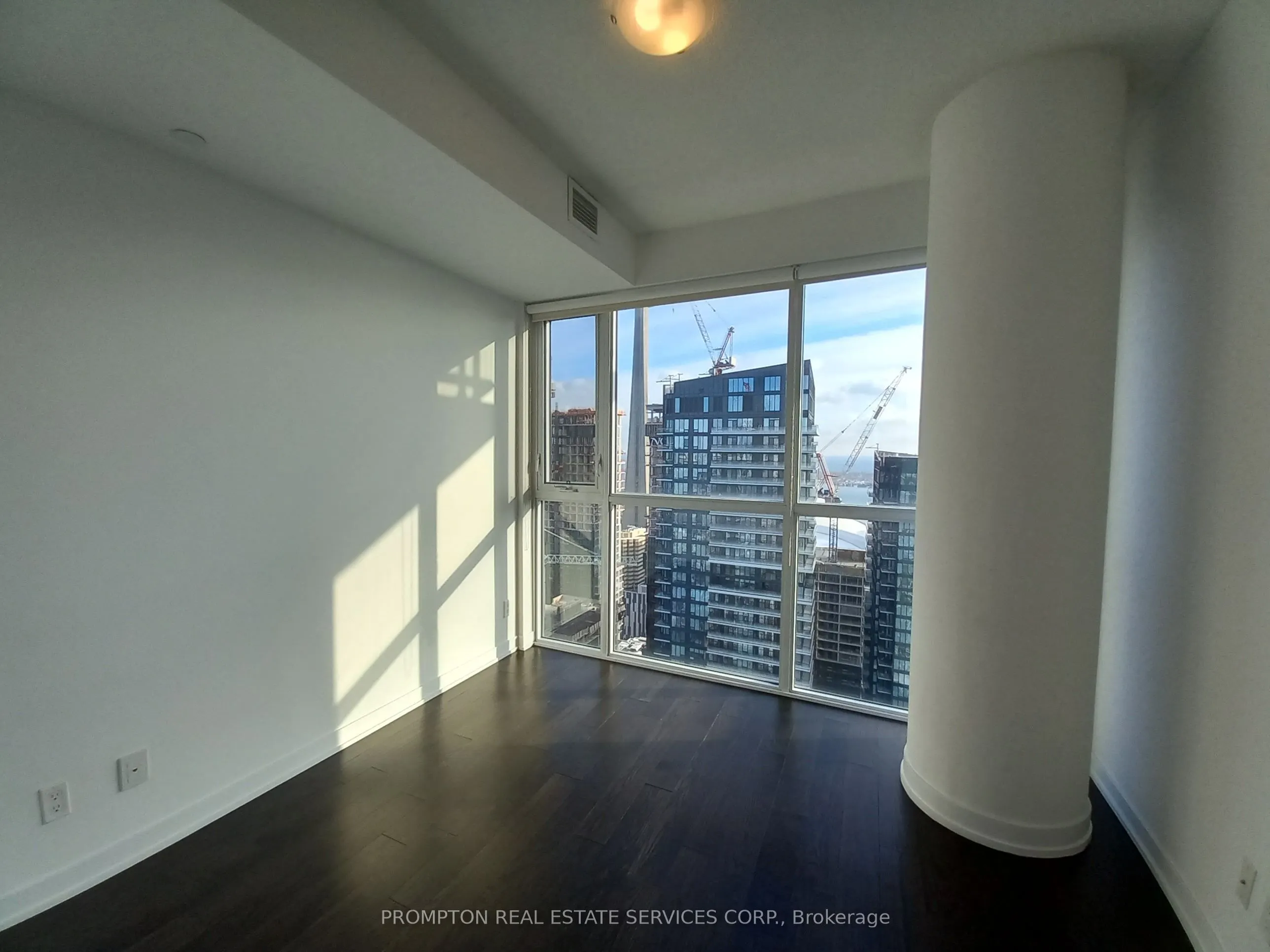 87 Peter Street #Ph312
