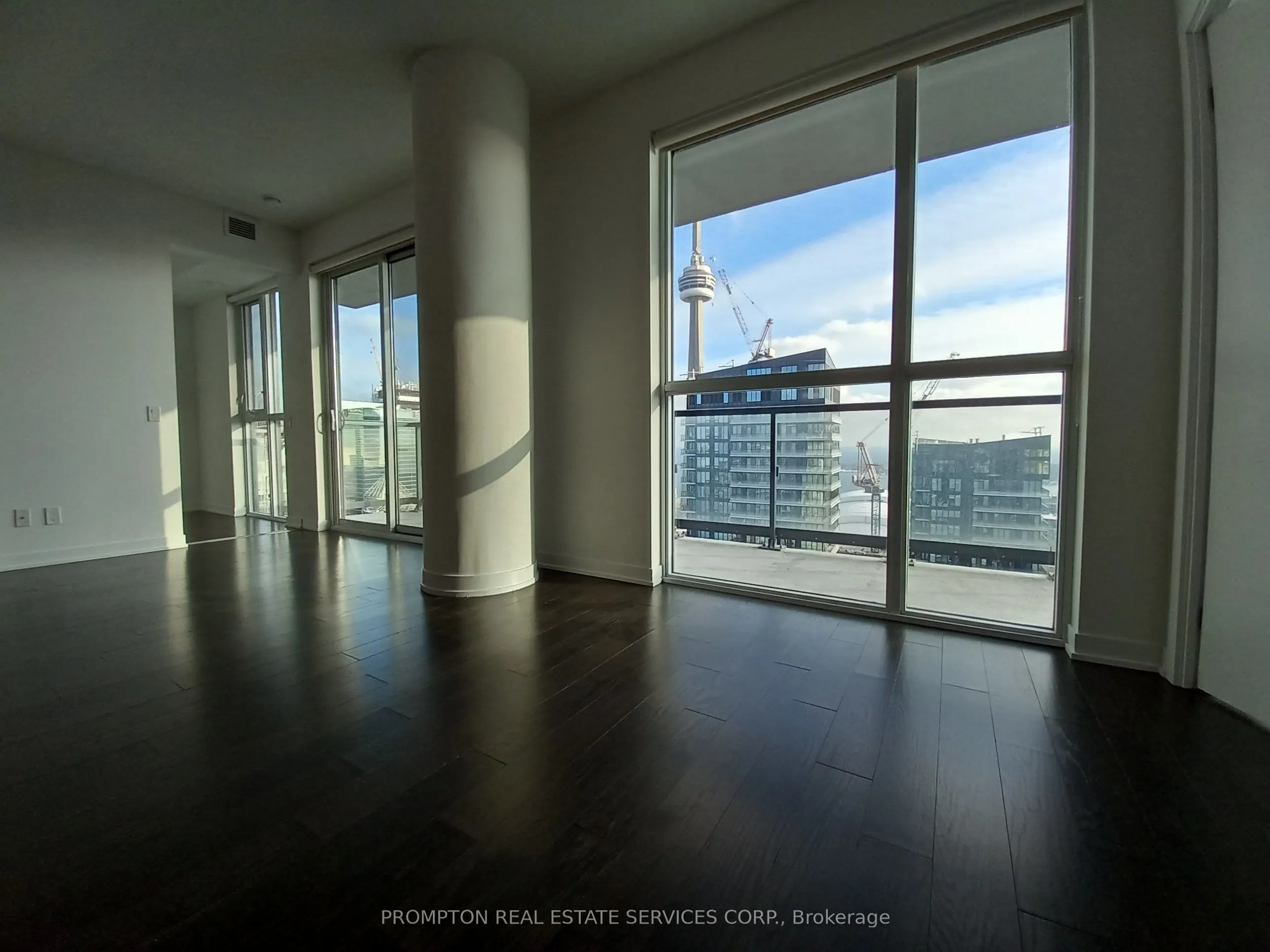 87 Peter Street #Ph312