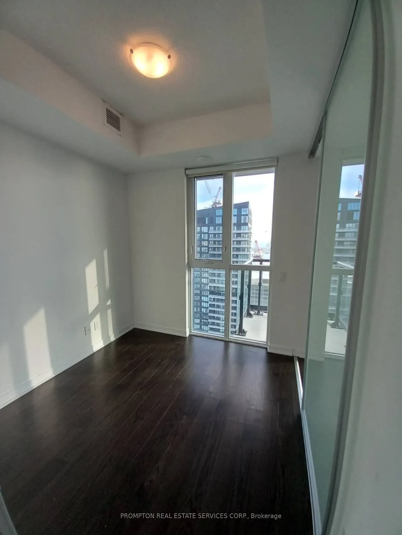 87 Peter Street #Ph312