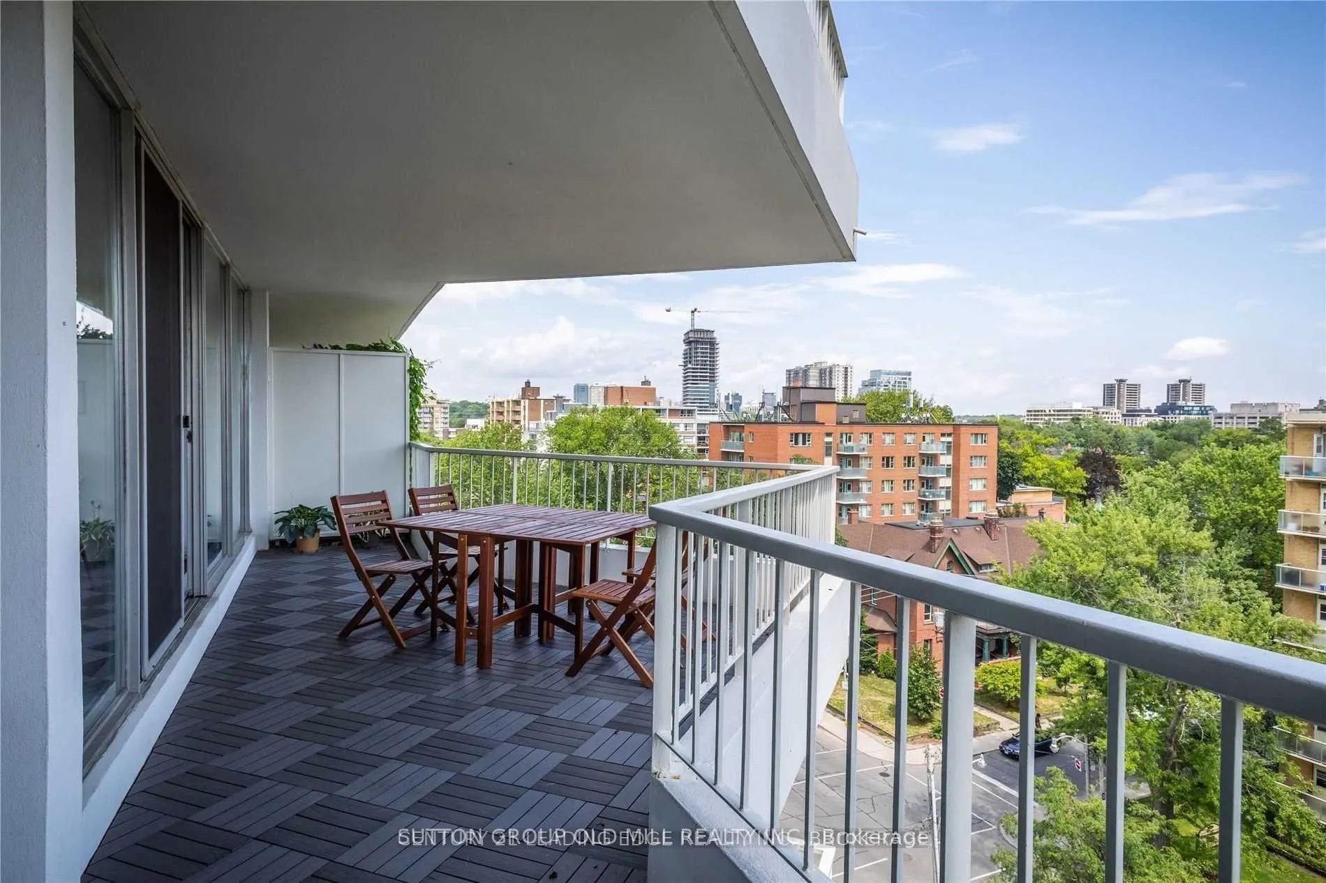 190 St George Street #803
