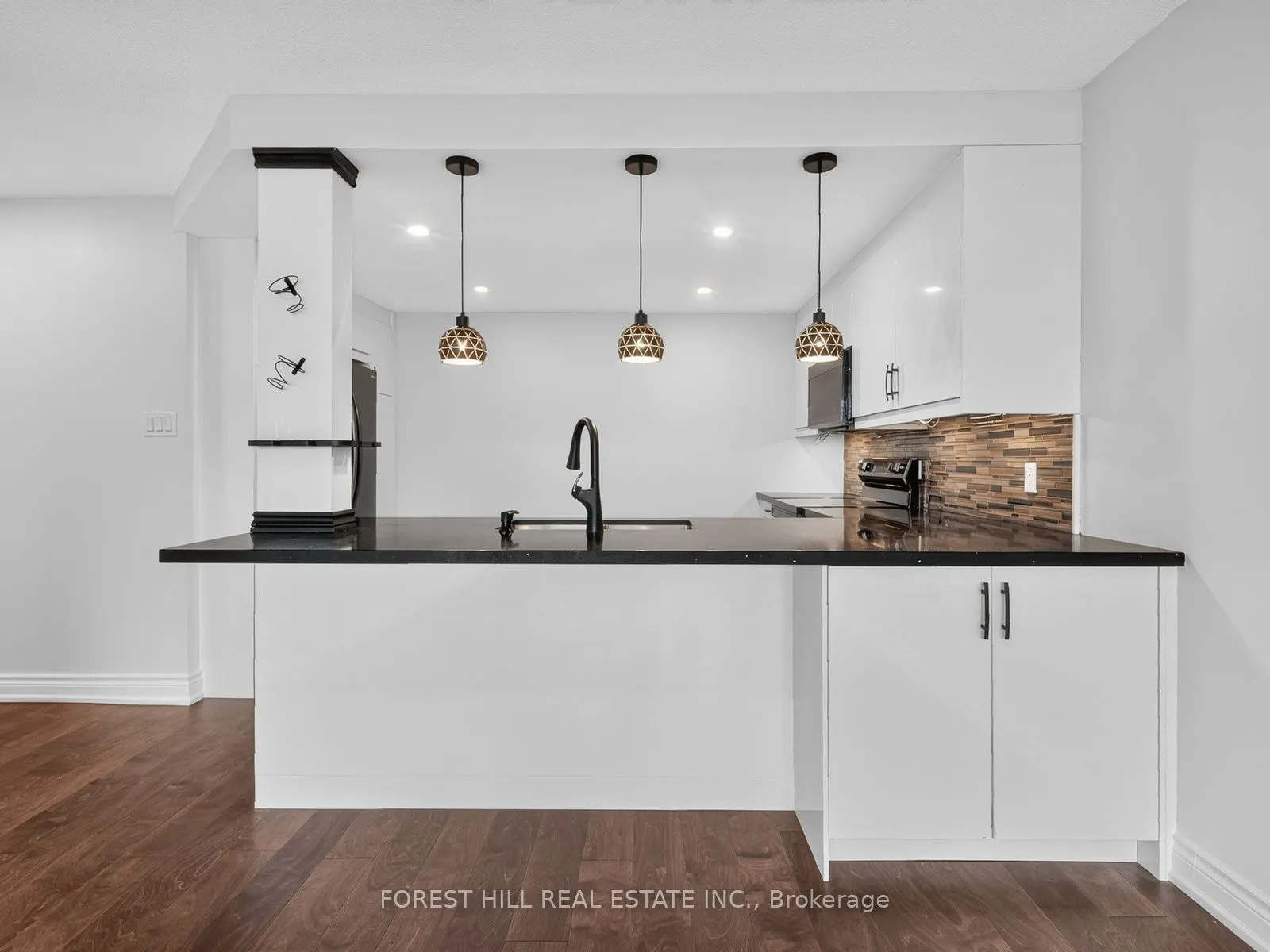 1101 Steeles Avenue W #907