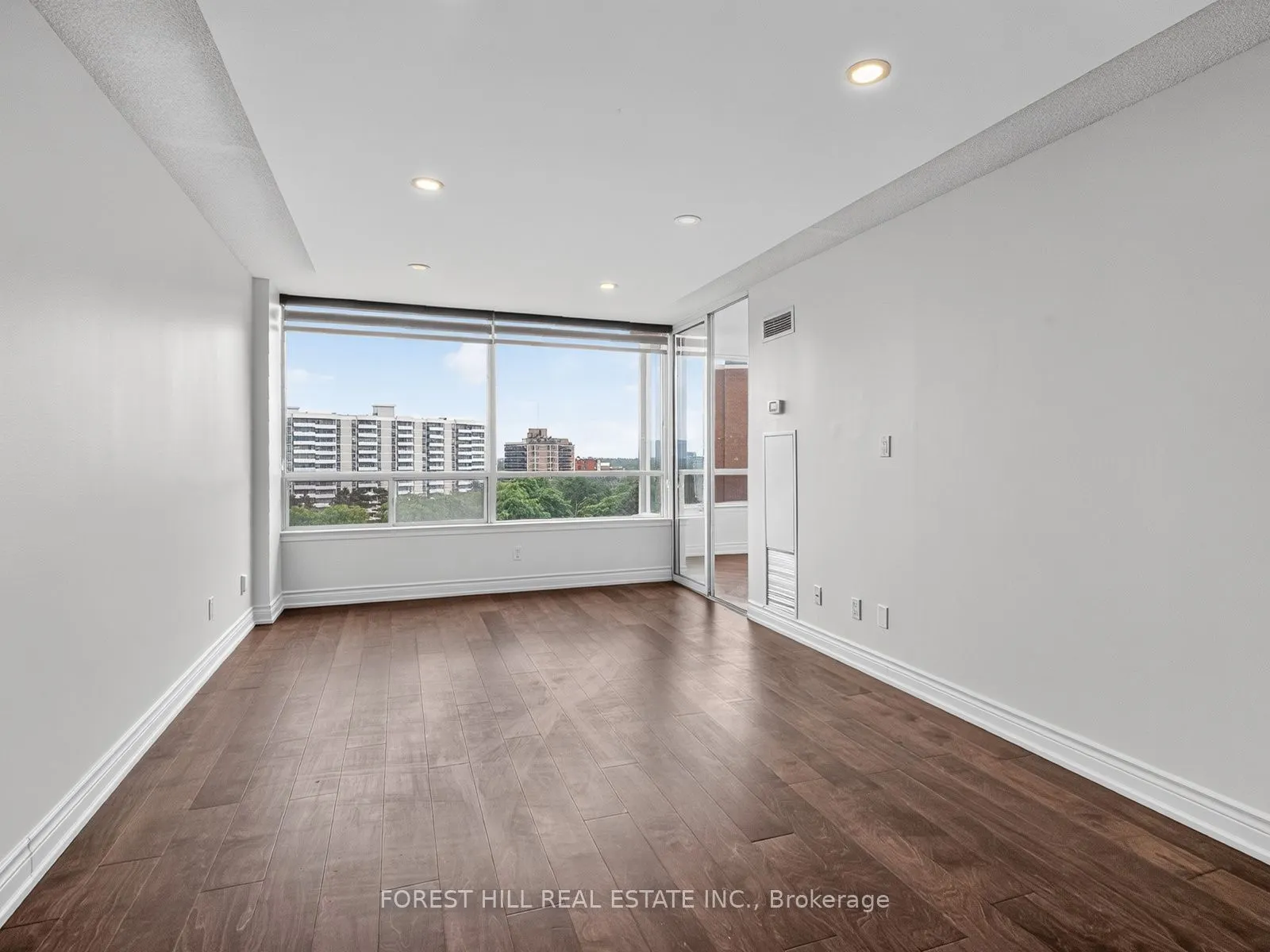 1101 Steeles Avenue W #907