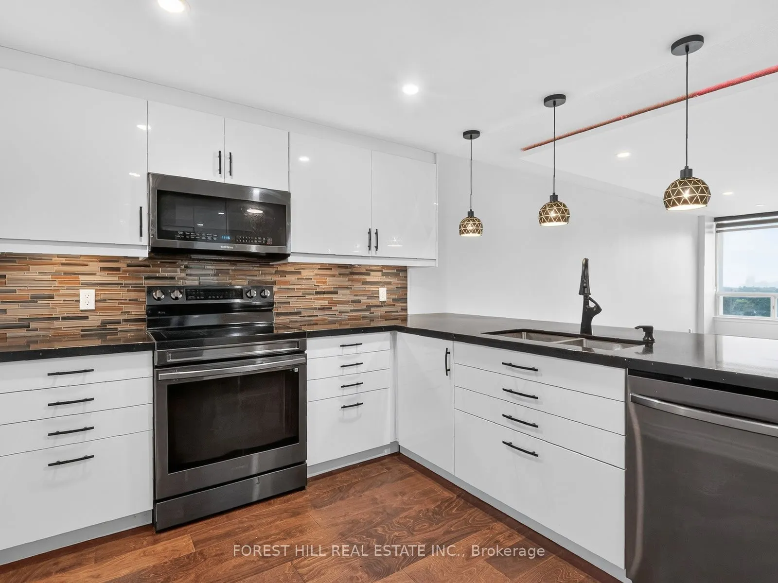 1101 Steeles Avenue W #907