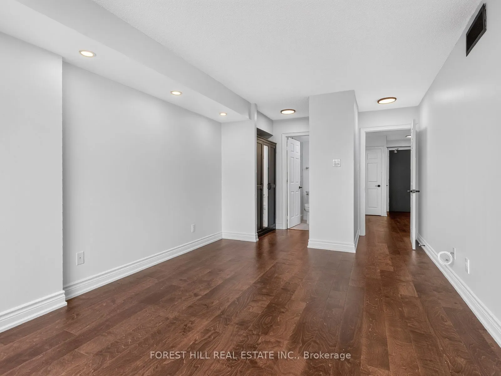 1101 Steeles Avenue W #907