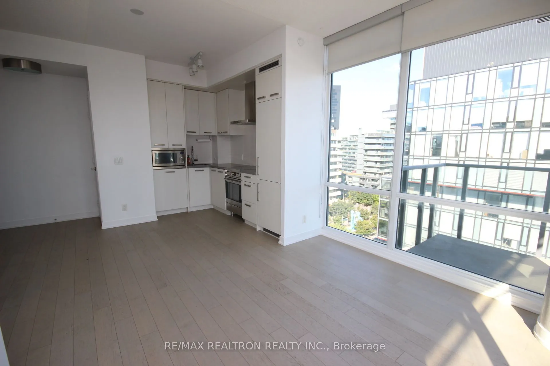 455 Front Street E #N1008