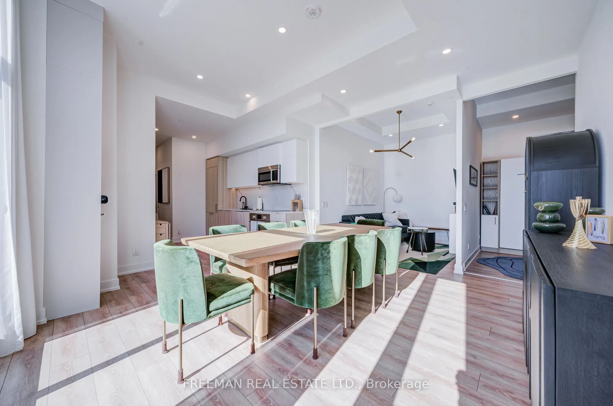 500 Dupont Street #PH01