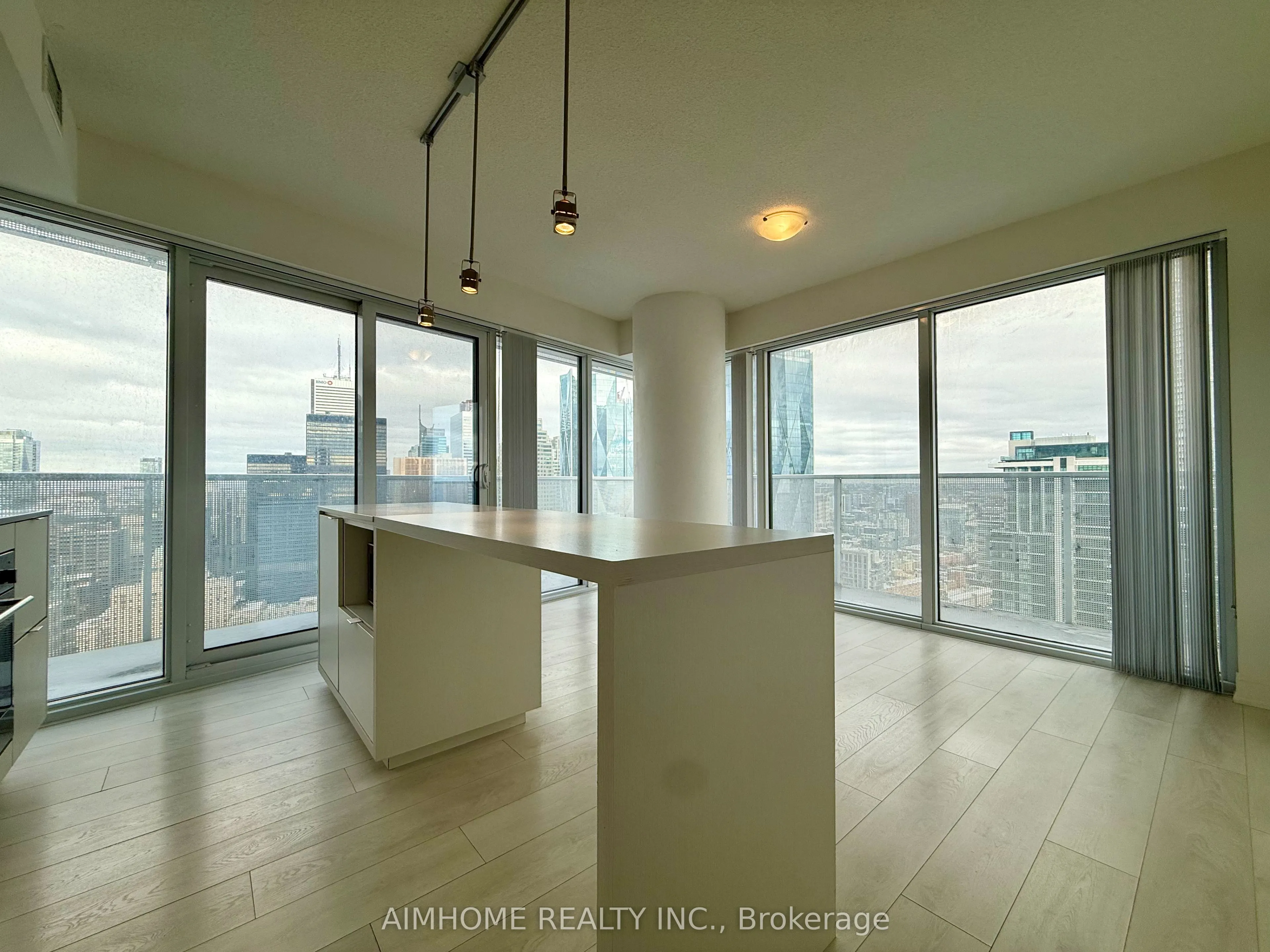 88 Harbour Street #5304