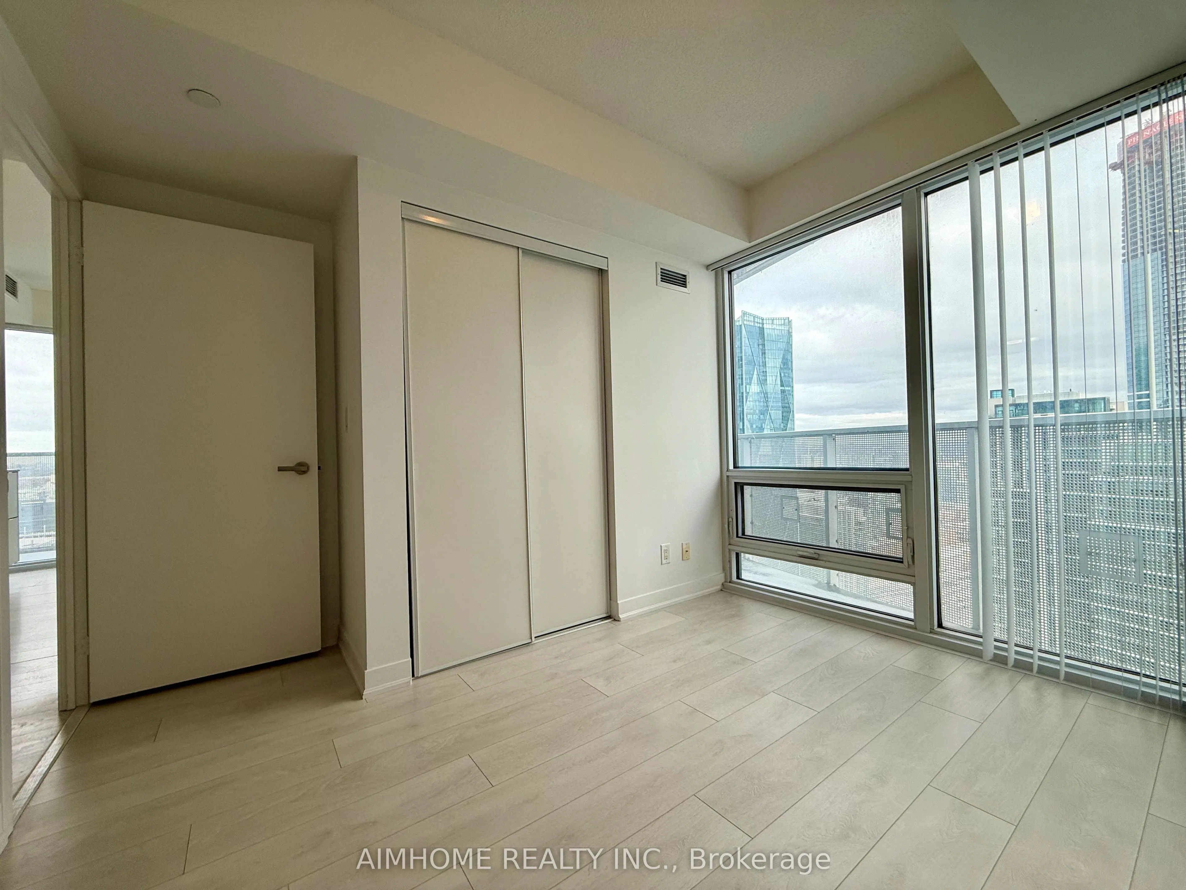 88 Harbour Street #5304