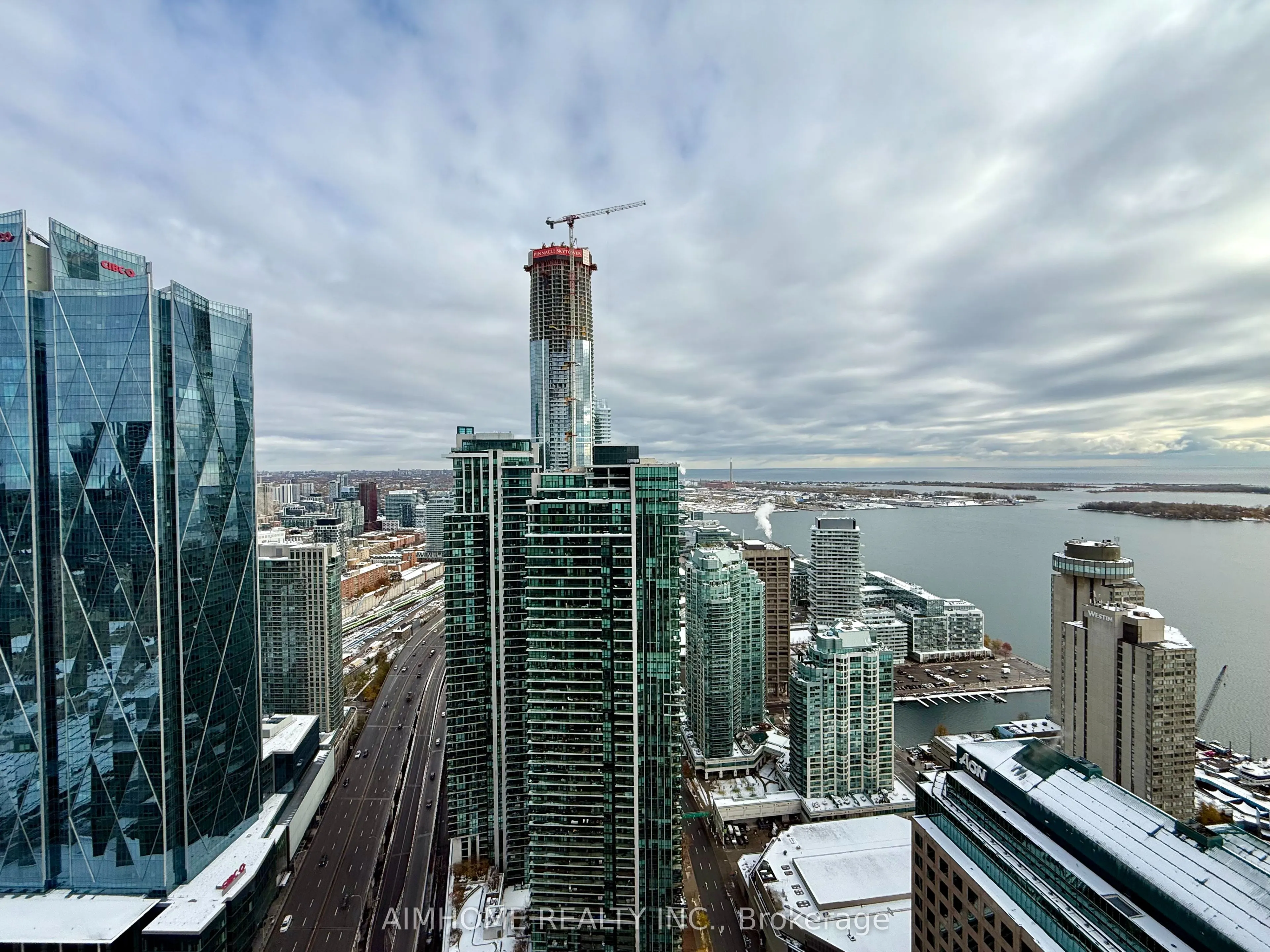 88 Harbour Street #5304