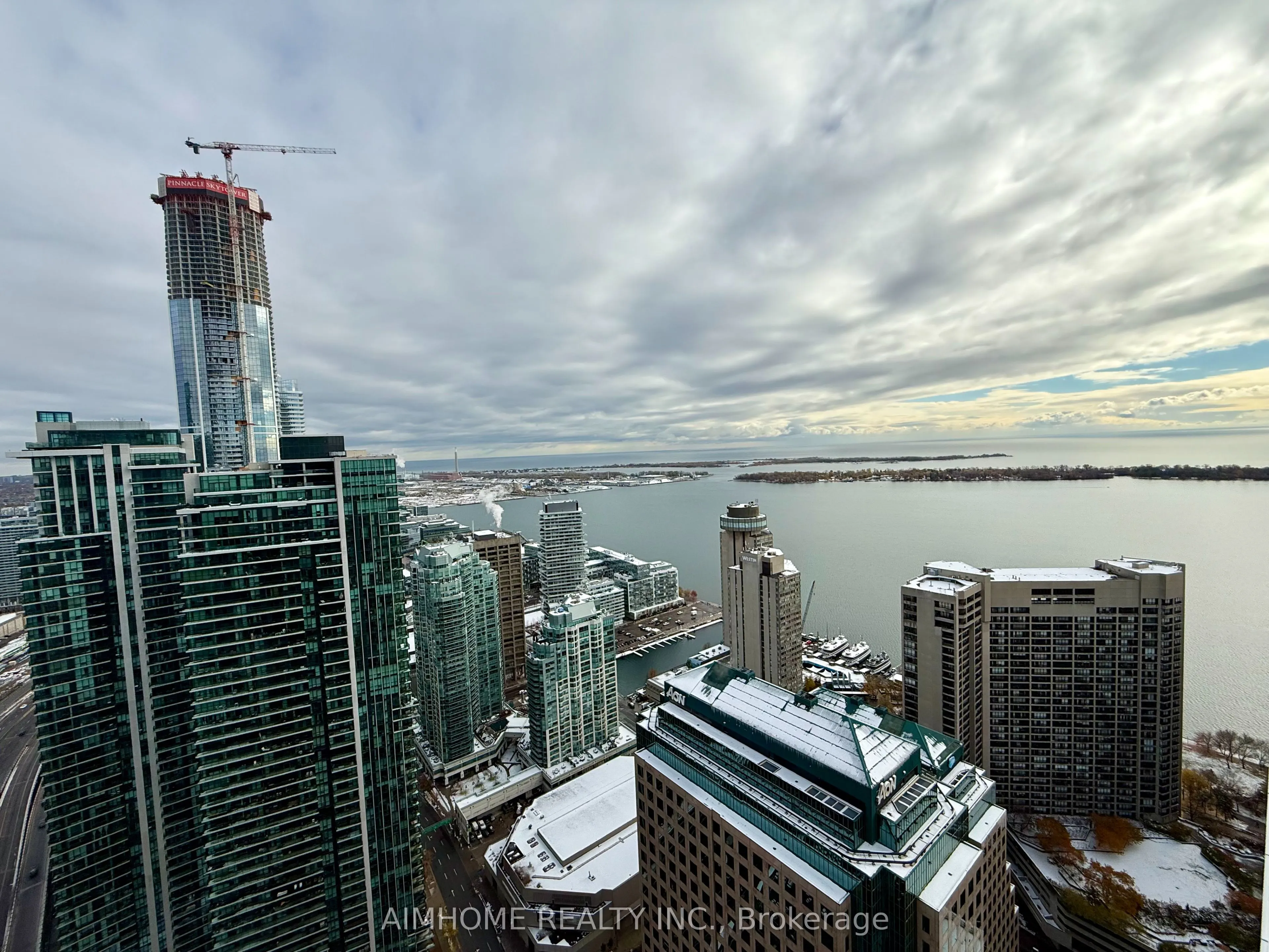 88 Harbour Street #5304