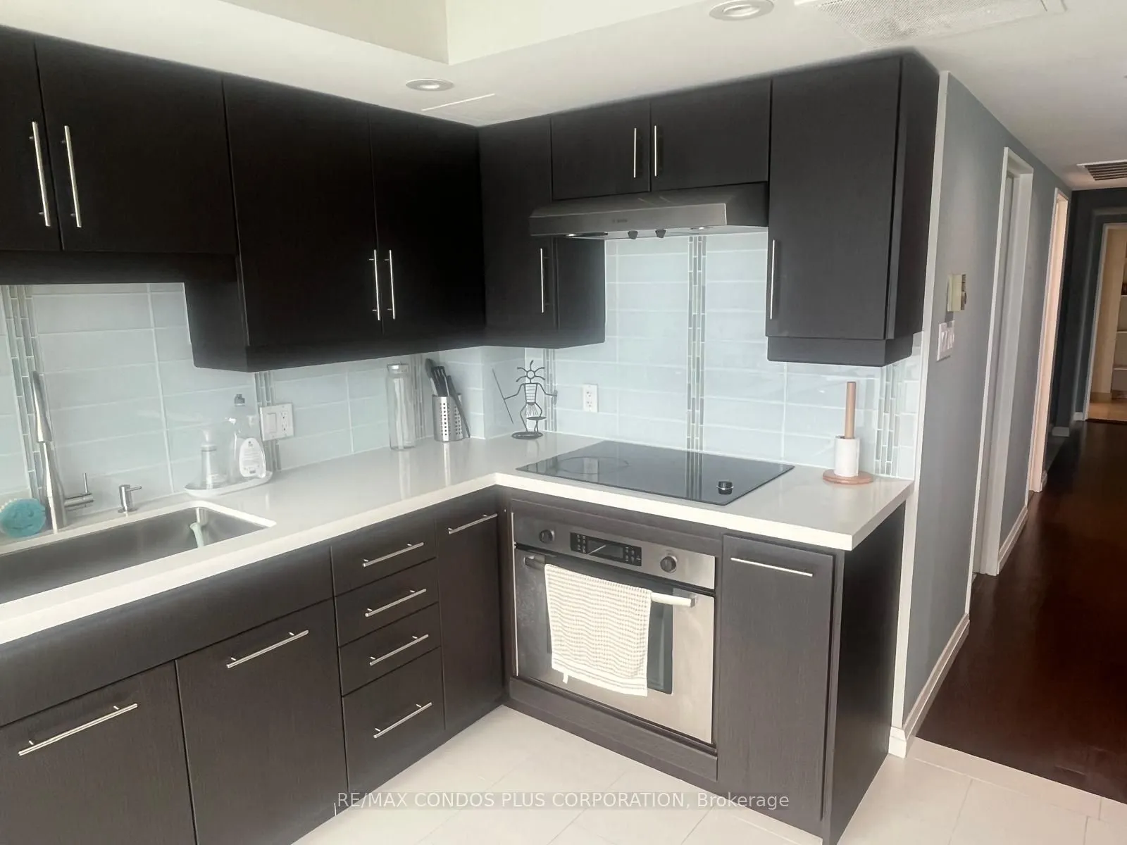 65 Harbour Square #2302