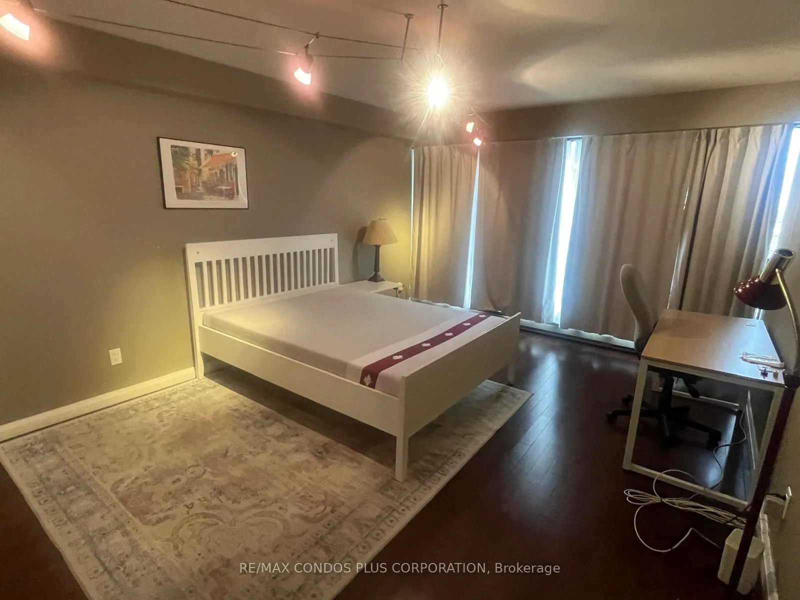 65 Harbour Square #2302