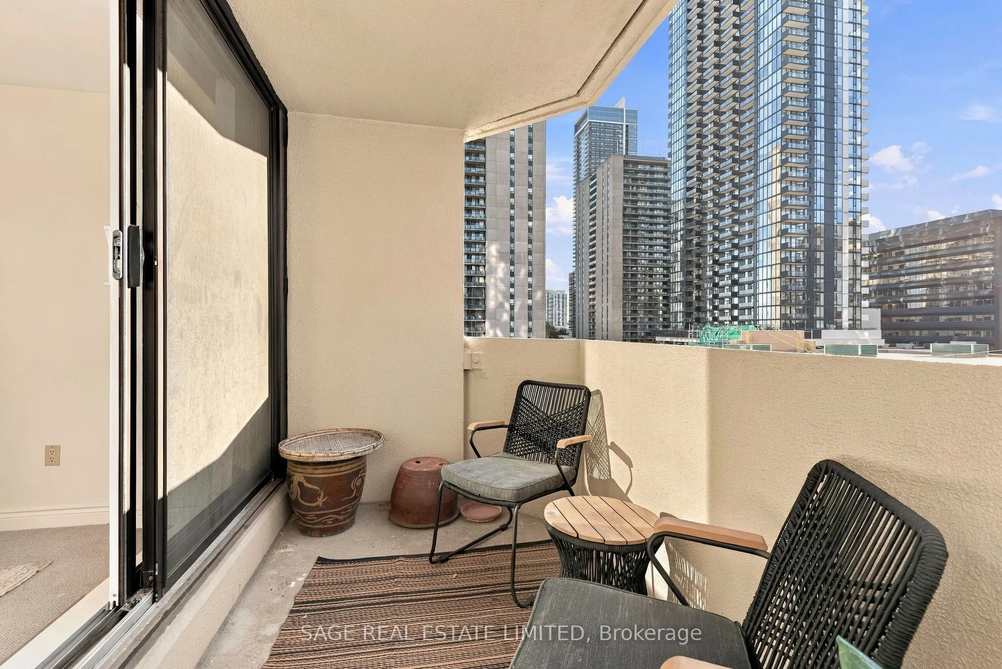 65 Spring Garden Avenue #606