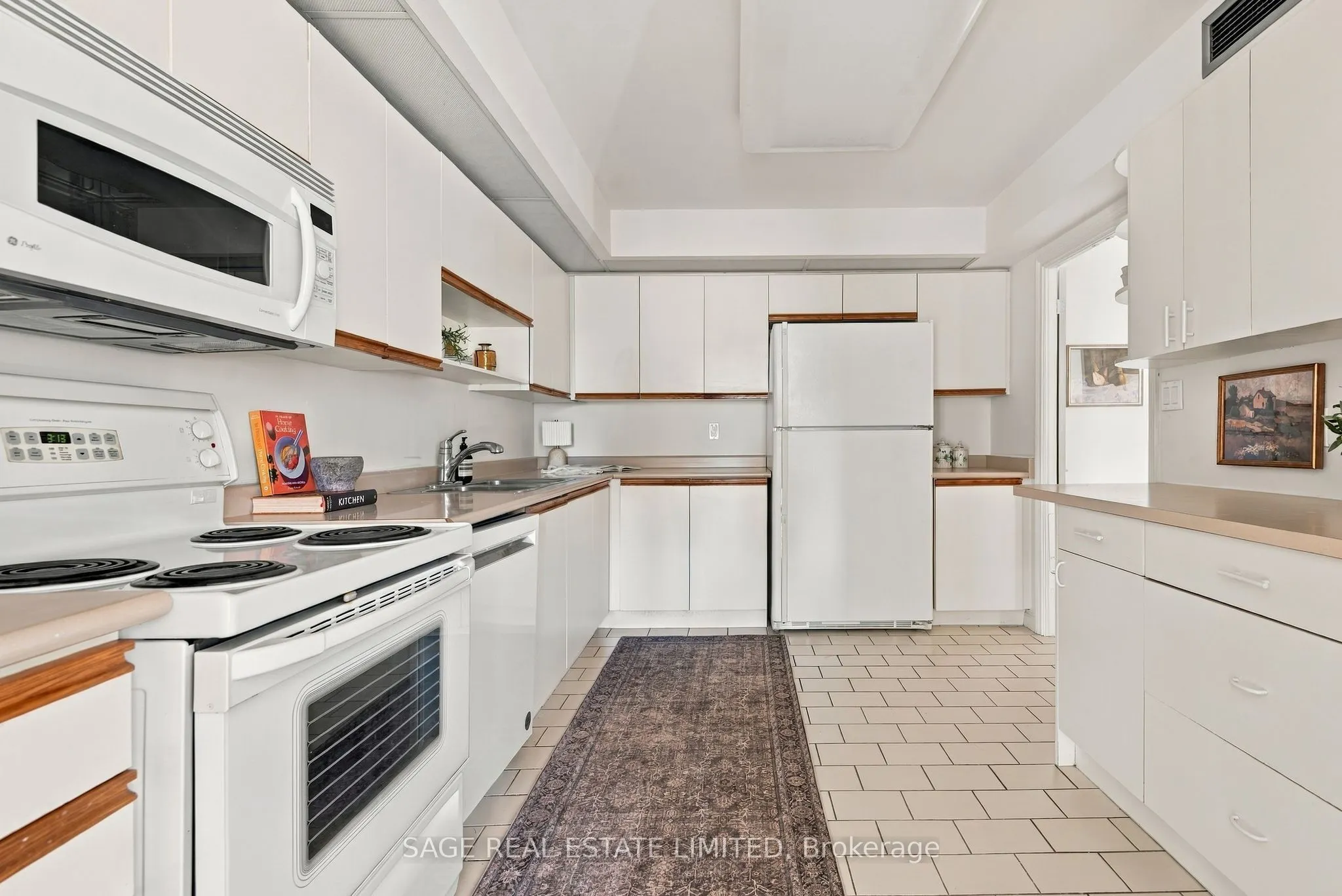 65 Spring Garden Avenue #606