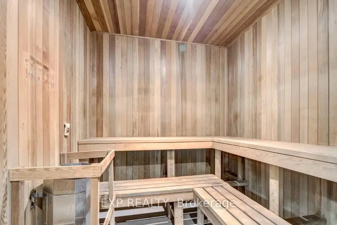 208 Queens Quay W #1213