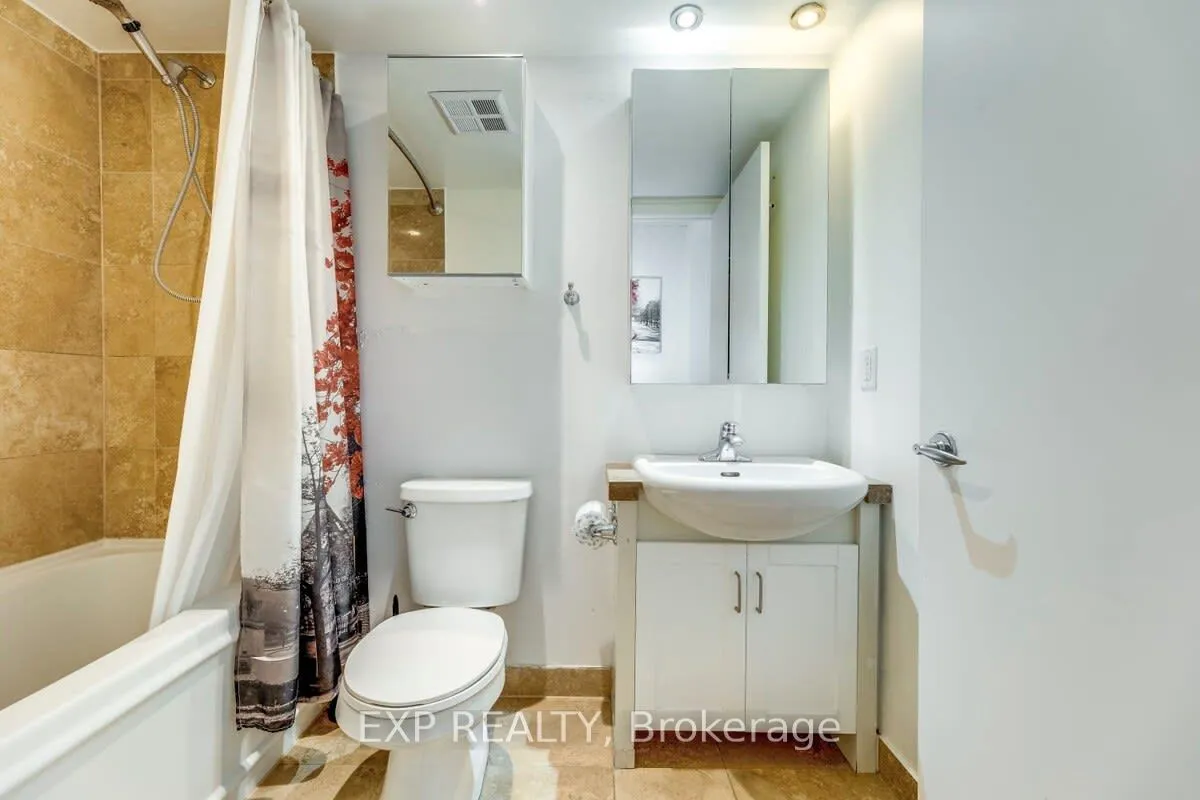 208 Queens Quay W #1213
