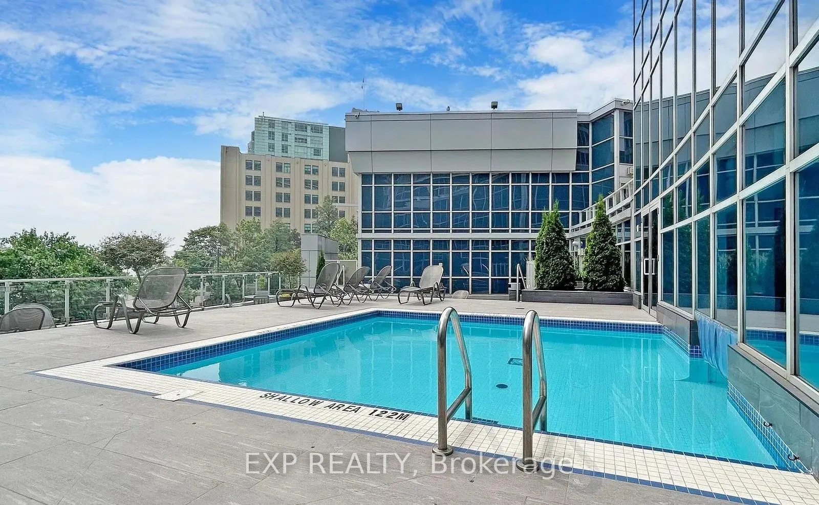 208 Queens Quay W #1213