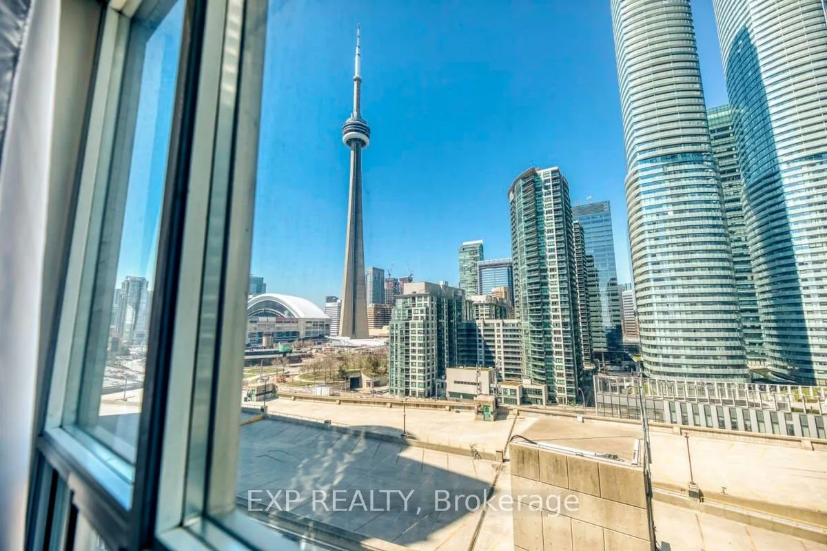 208 Queens Quay W #1213