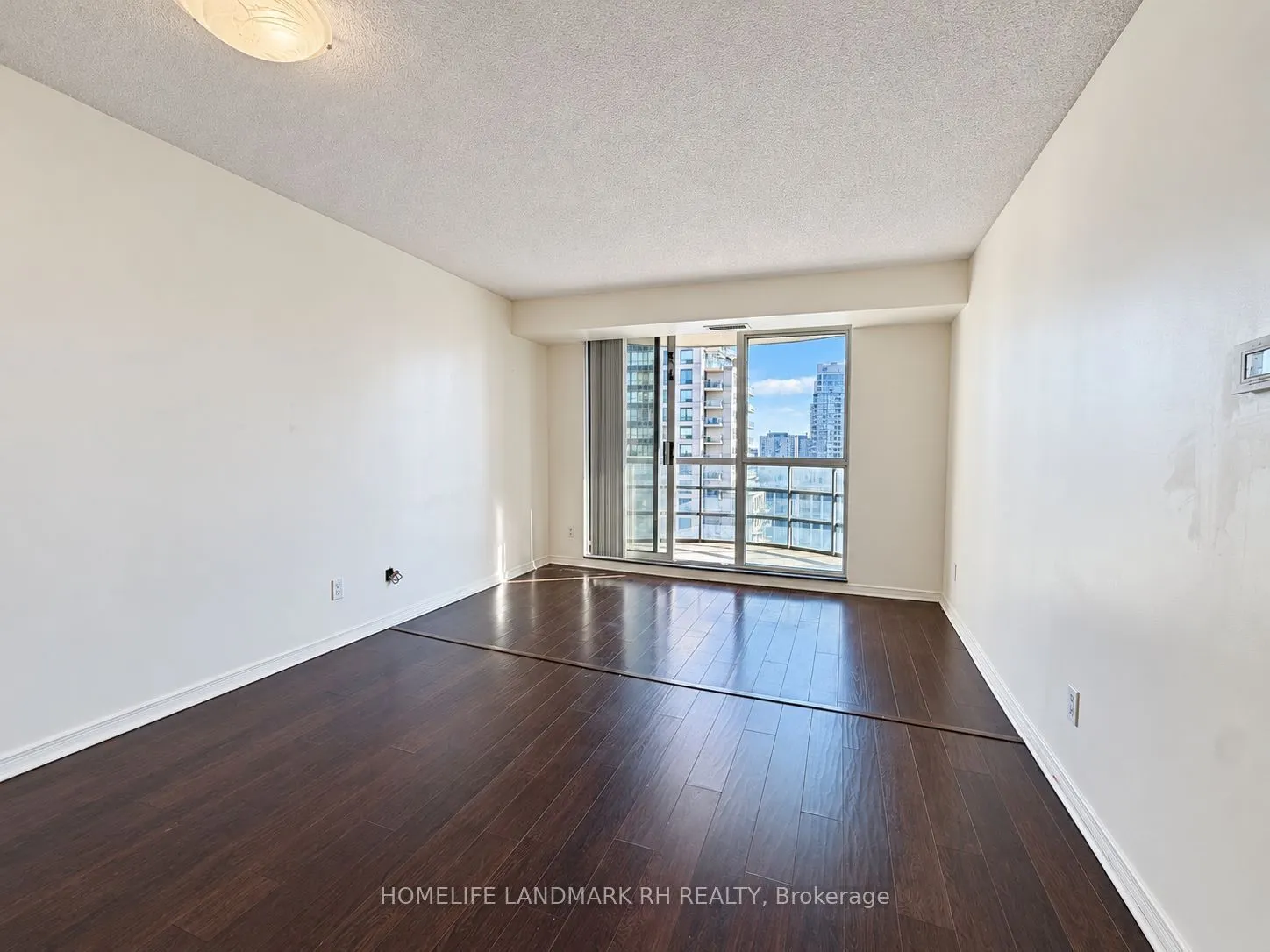 8 Hillcrest Avenue #1916