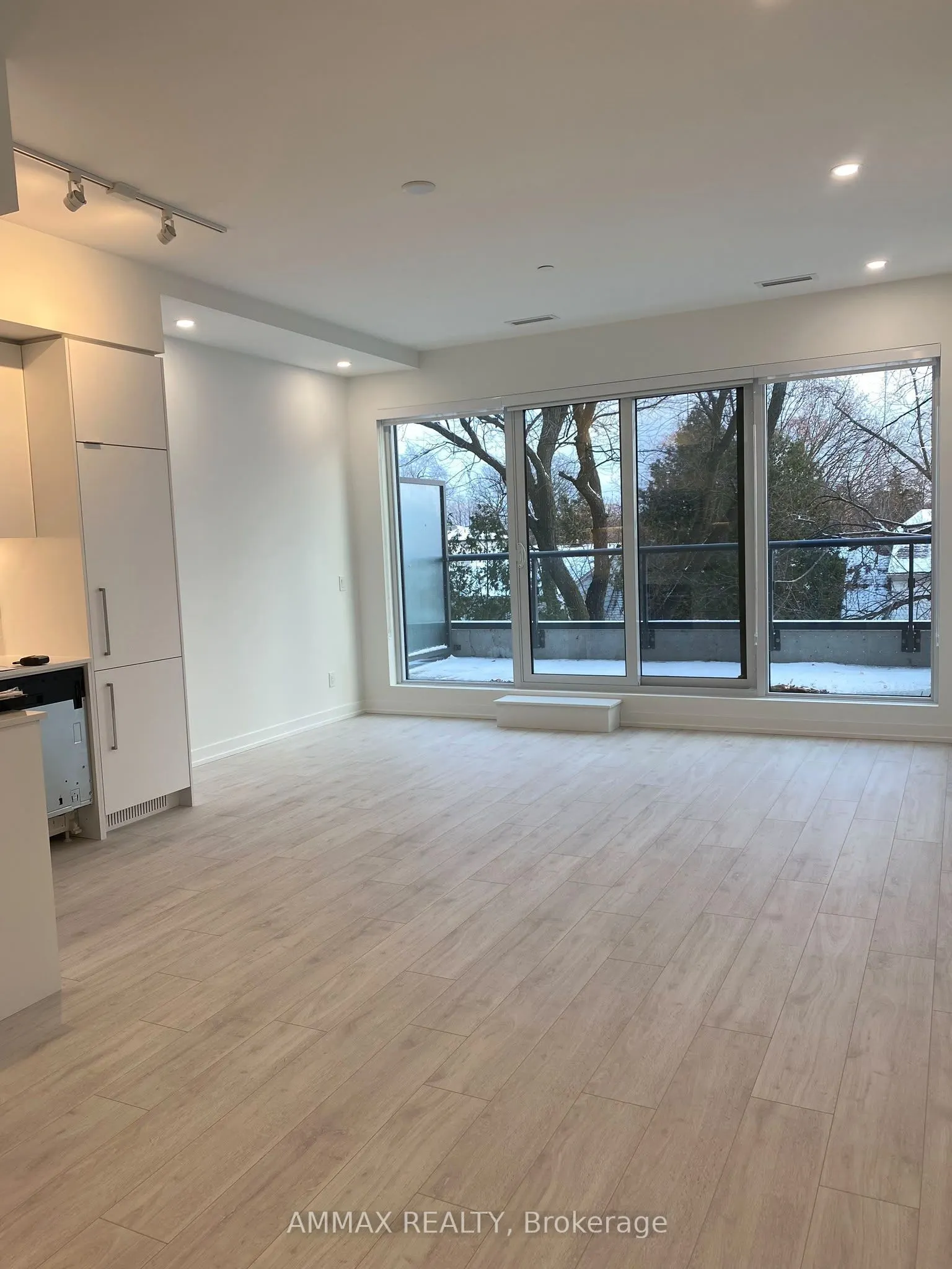 181 Sheppard Avenue #222